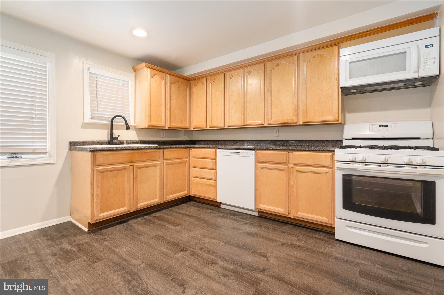 EASTWOOD HEIGHTS - Residential