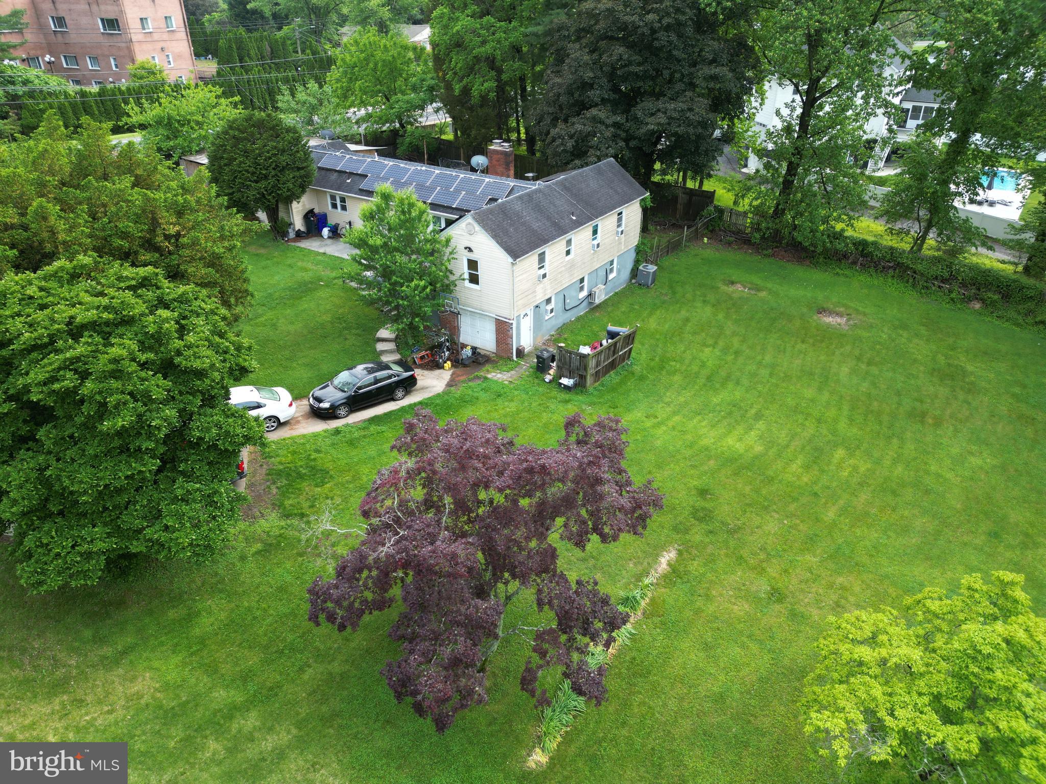 2 PIPING ROCK DRIVE
