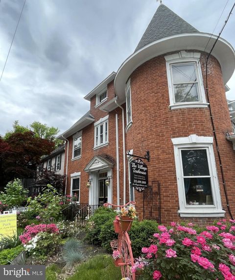 1919 W POINT PIKE LANSDALE PA 19446