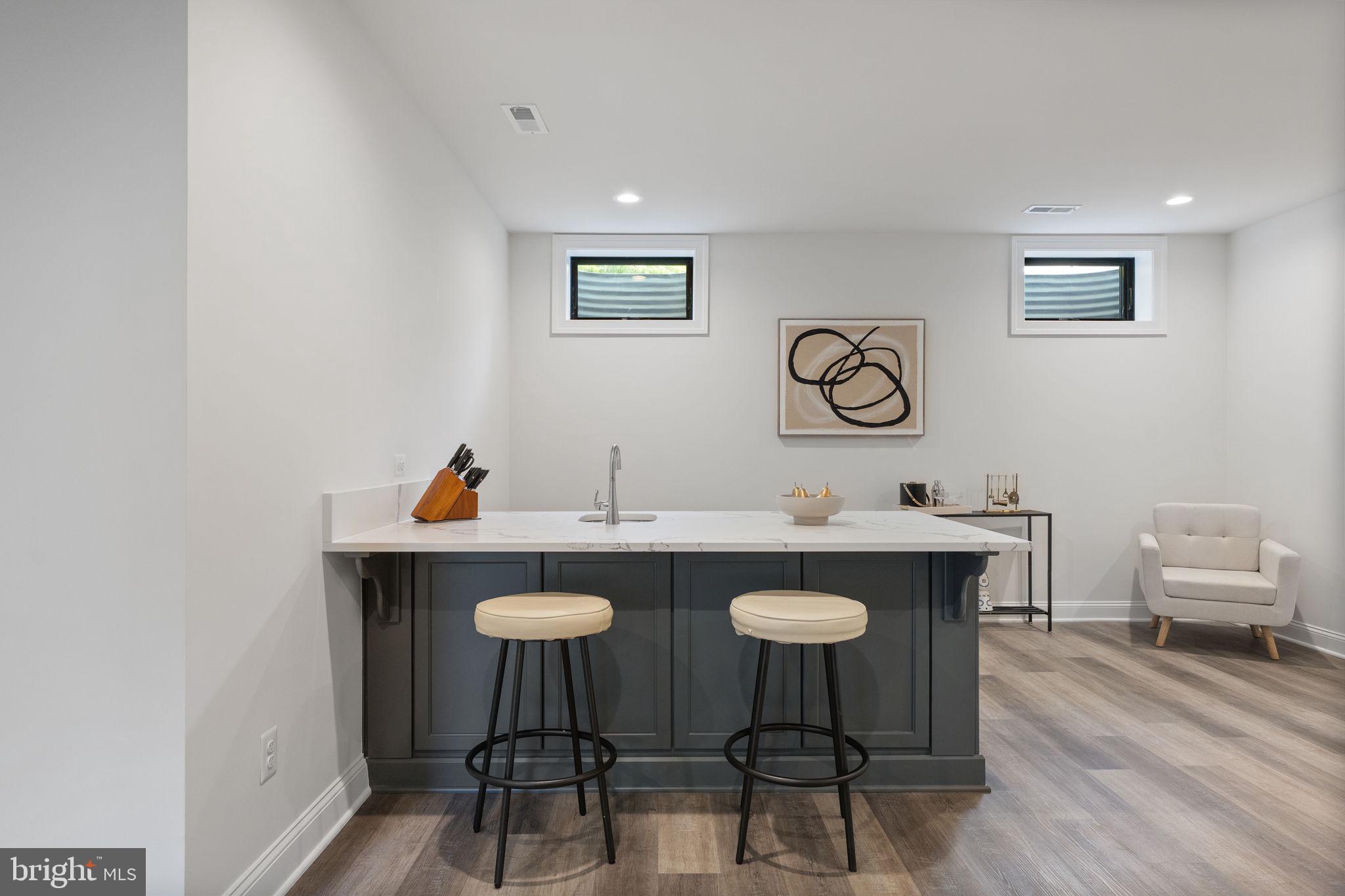 MANTUA HILLS - Residential
