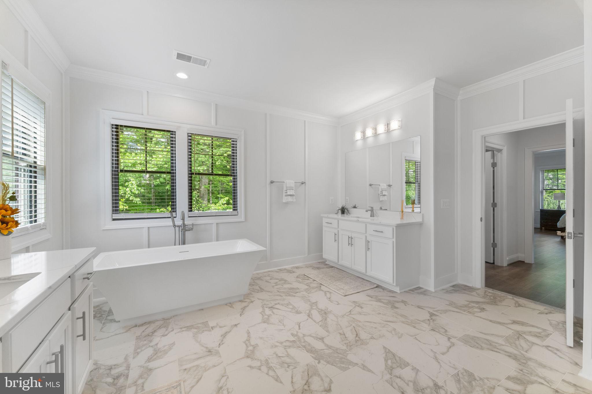 MANTUA HILLS - Residential