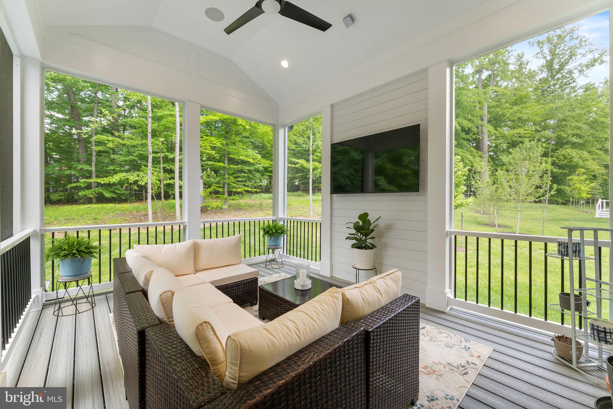 MANTUA HILLS - Residential