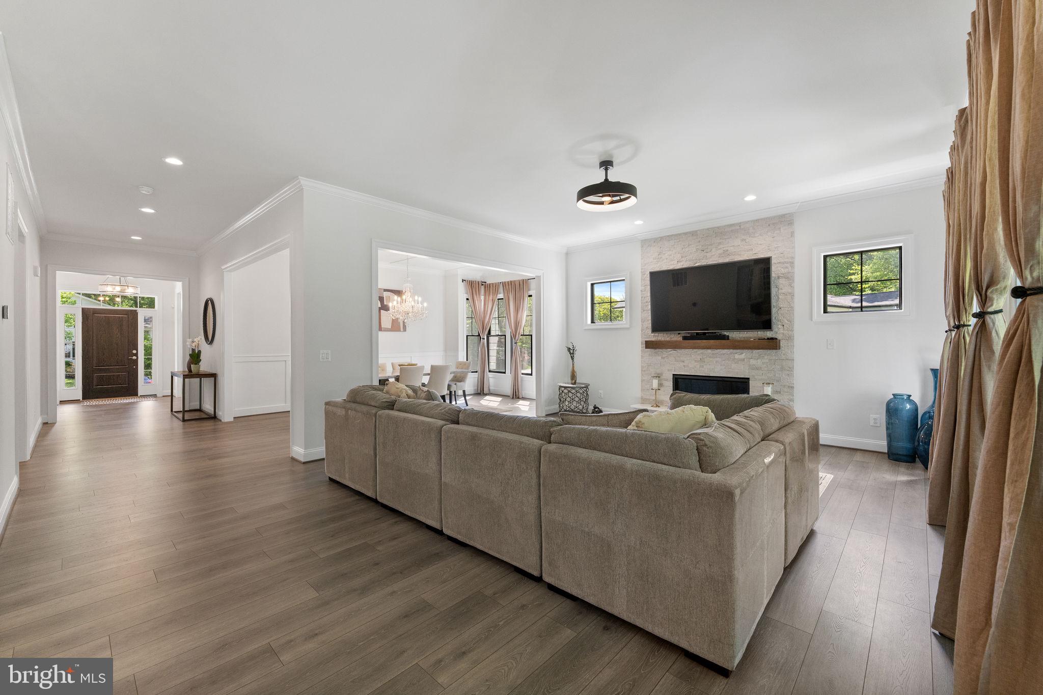 MANTUA HILLS - Residential