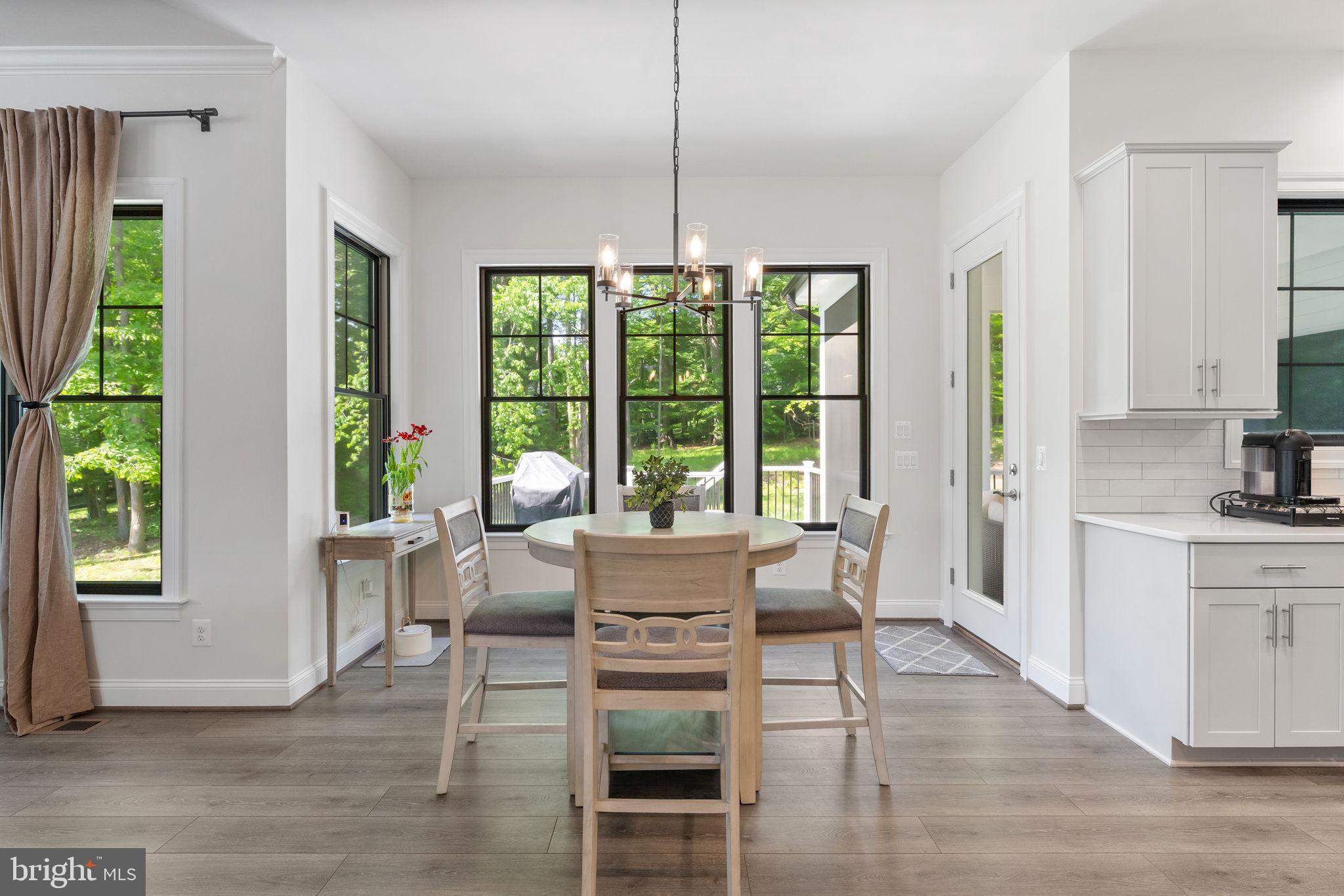 MANTUA HILLS - Residential