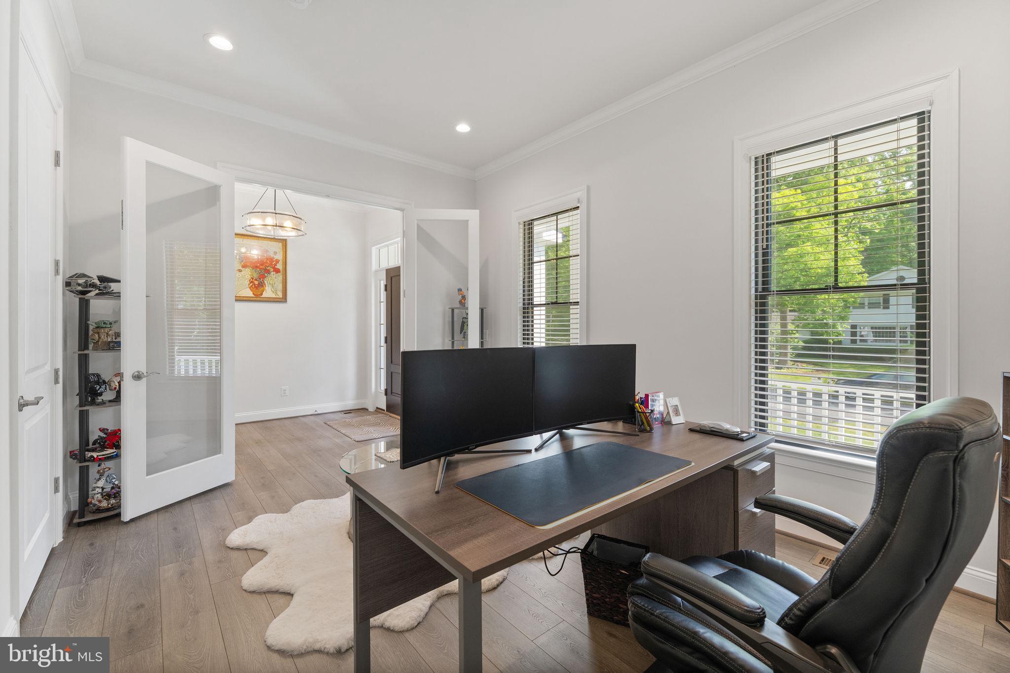 MANTUA HILLS - Residential