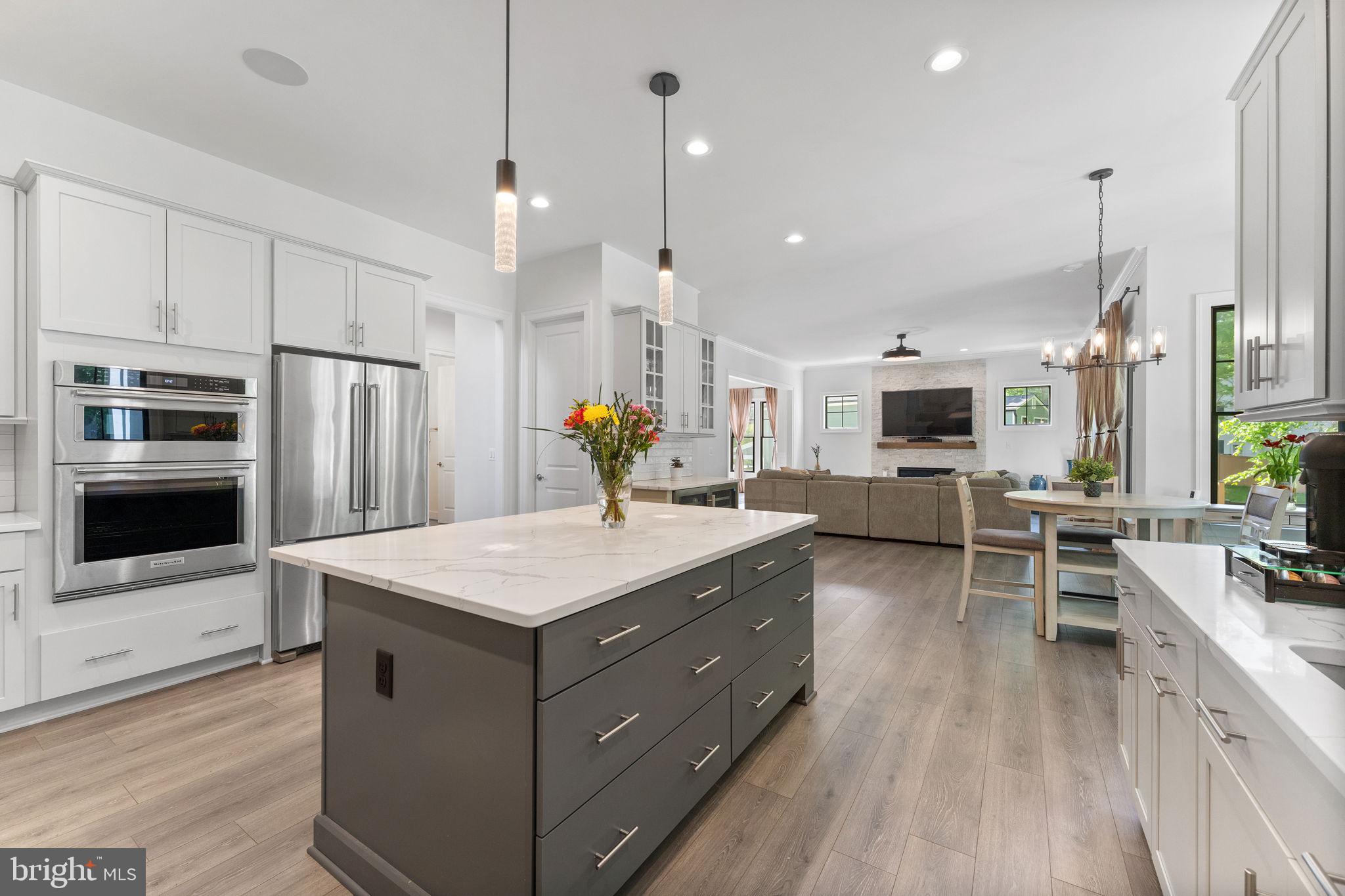 MANTUA HILLS - Residential