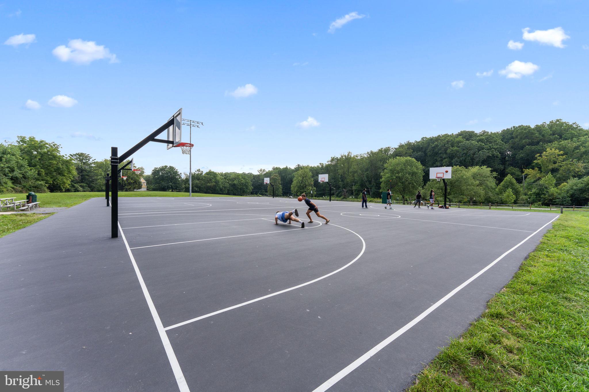 MANTUA HILLS - Residential