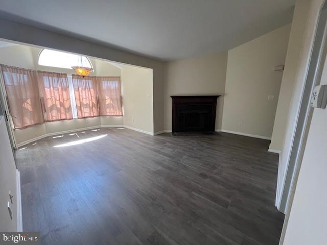 VILLAGE SHIRES - Residential Lease