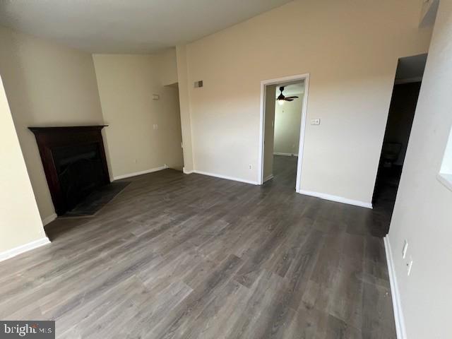 VILLAGE SHIRES - Residential Lease