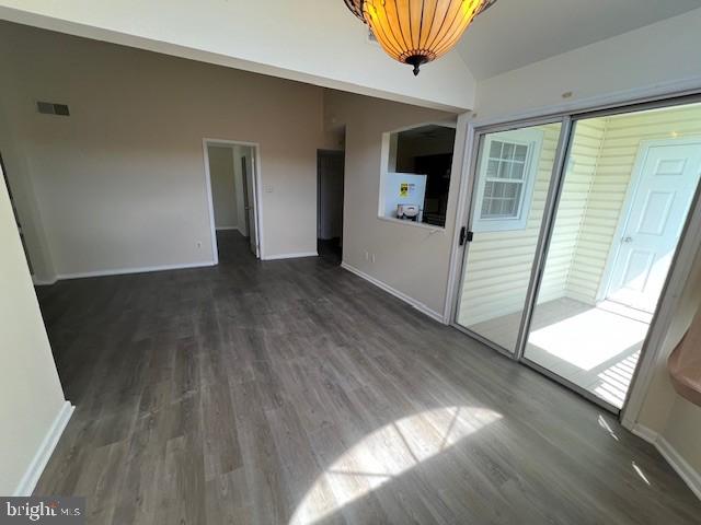 VILLAGE SHIRES - Residential Lease