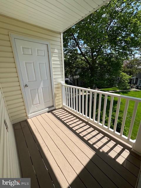 VILLAGE SHIRES - Residential Lease