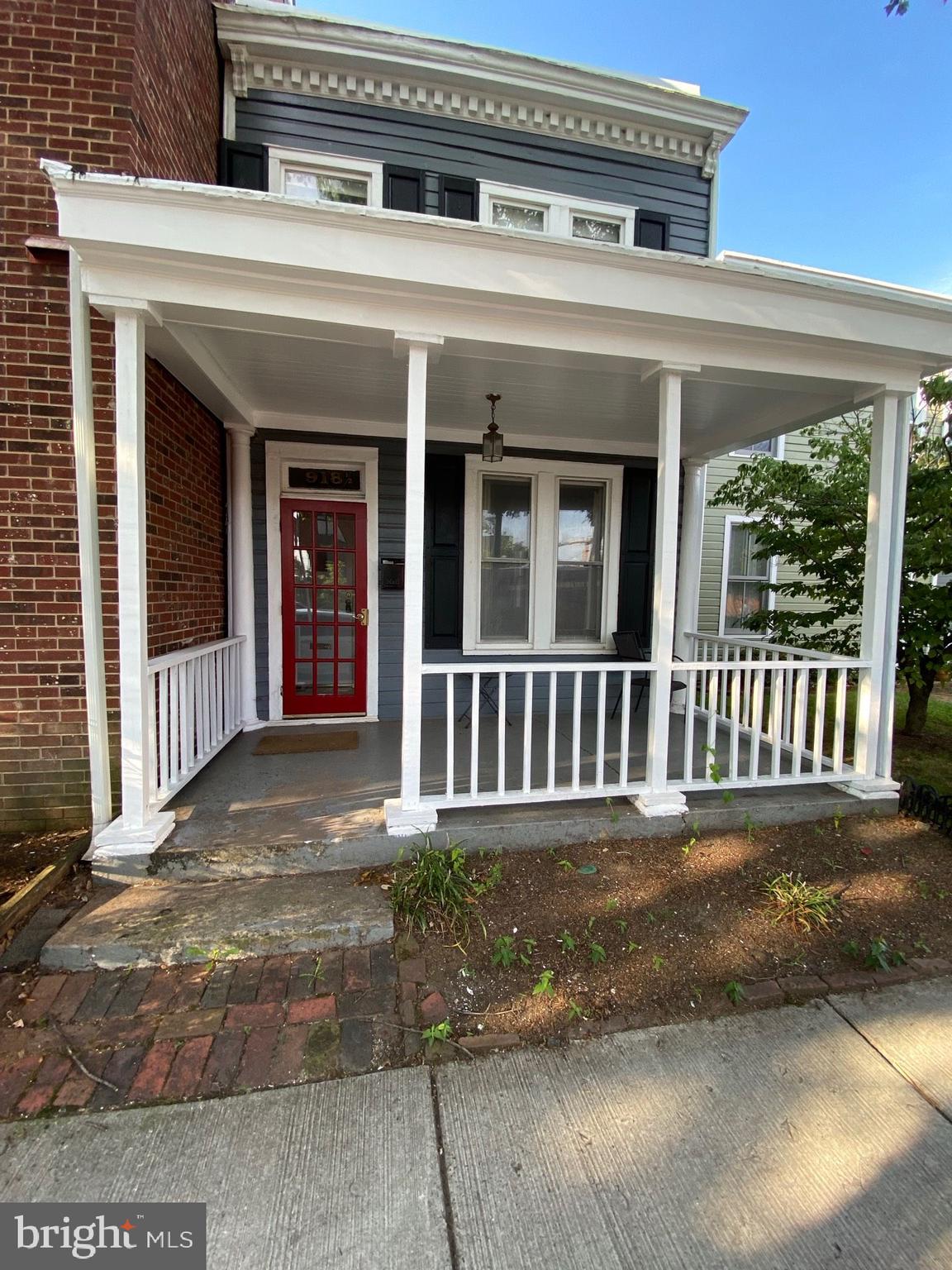 CARRIAGE WORKS - Residential Lease