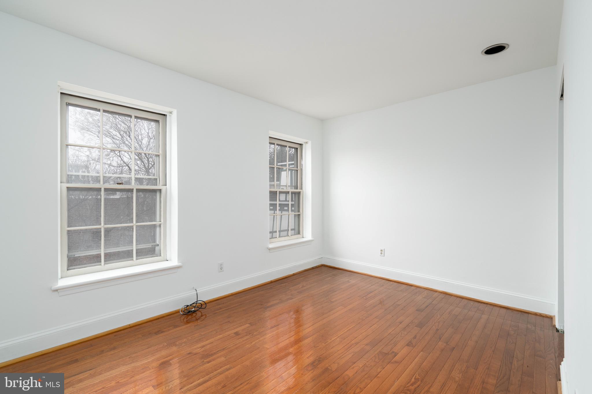 FAIRMOUNT - Residential