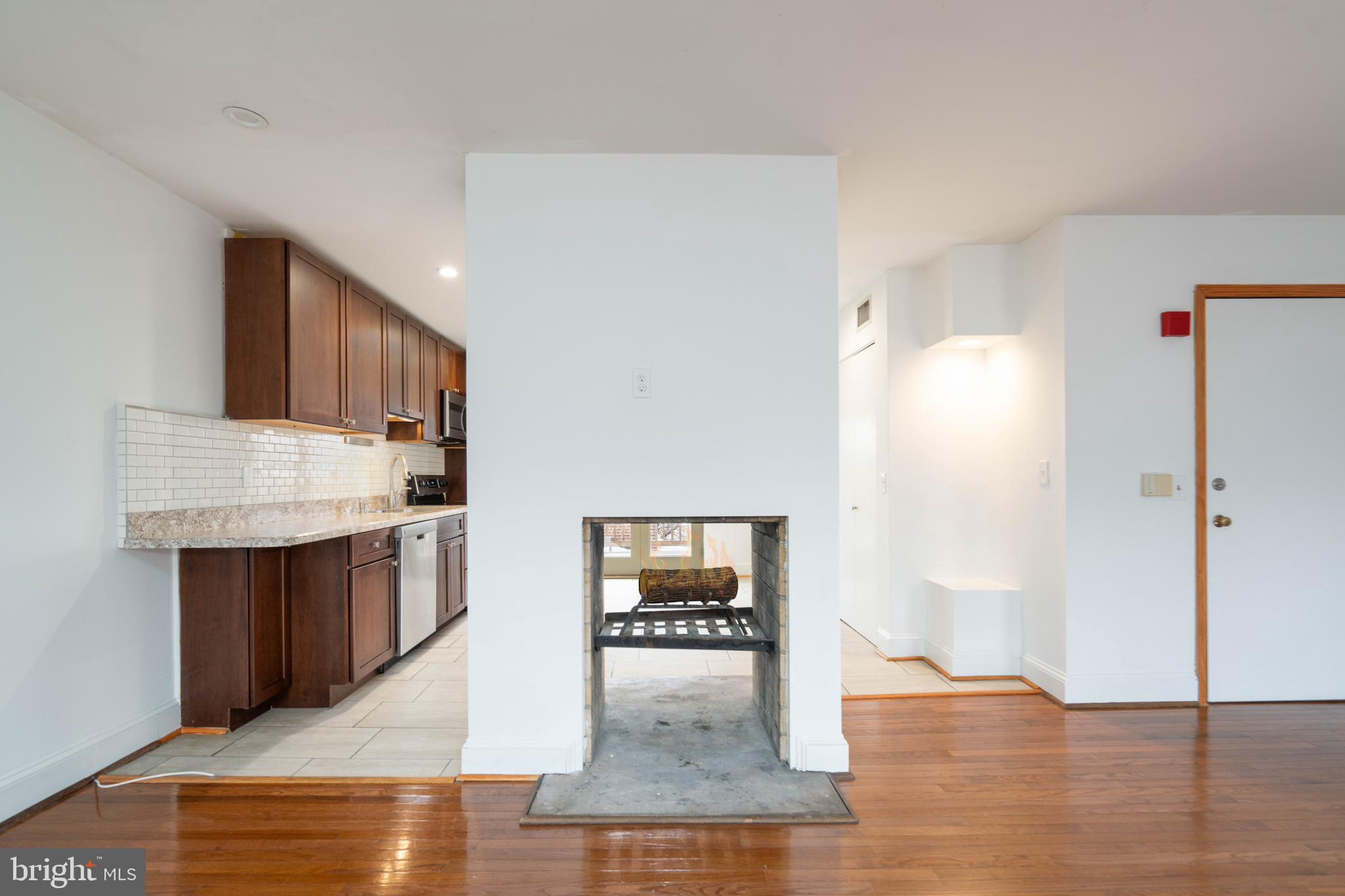 FAIRMOUNT - Residential