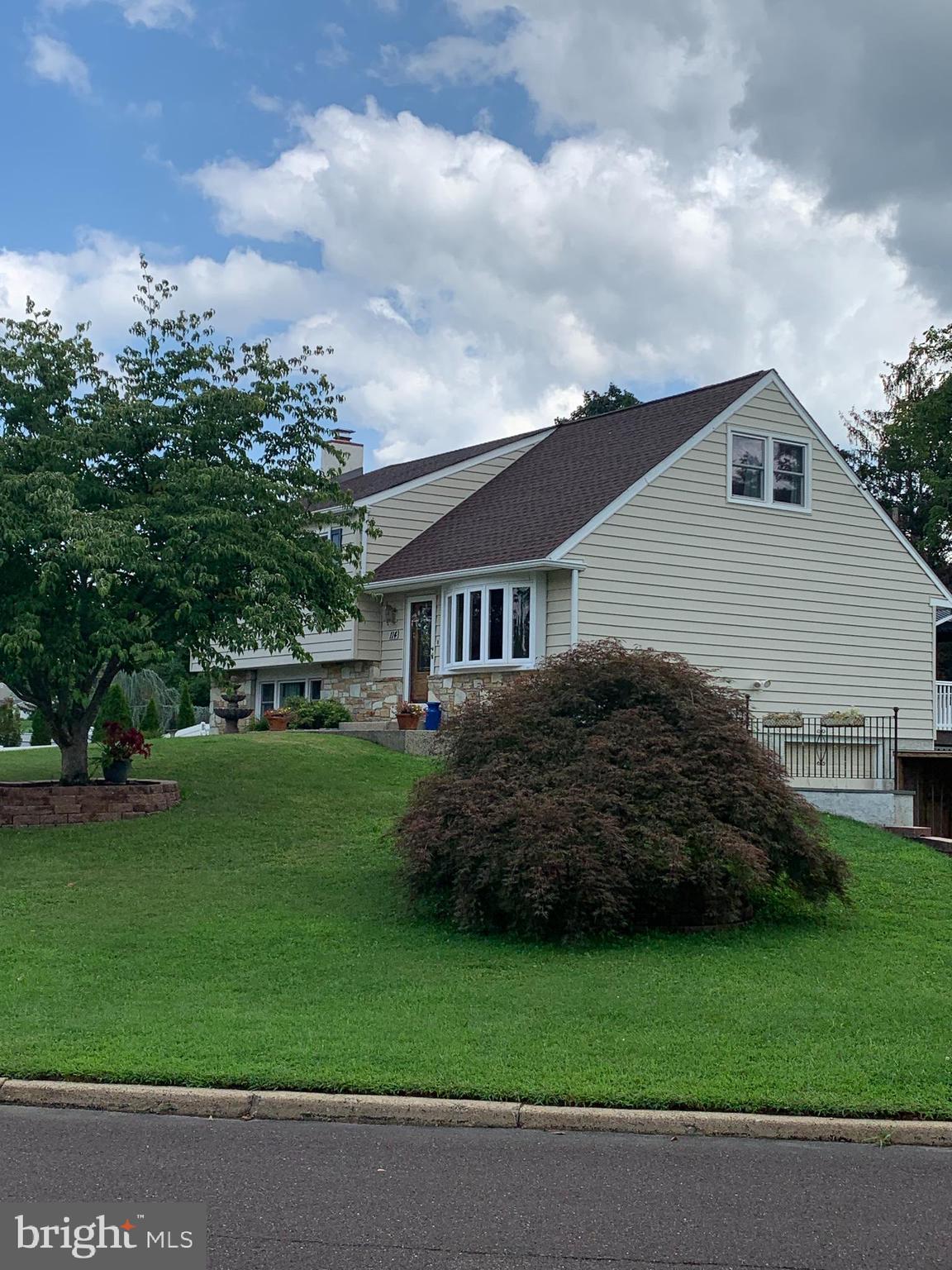 114 DOLLY LANE