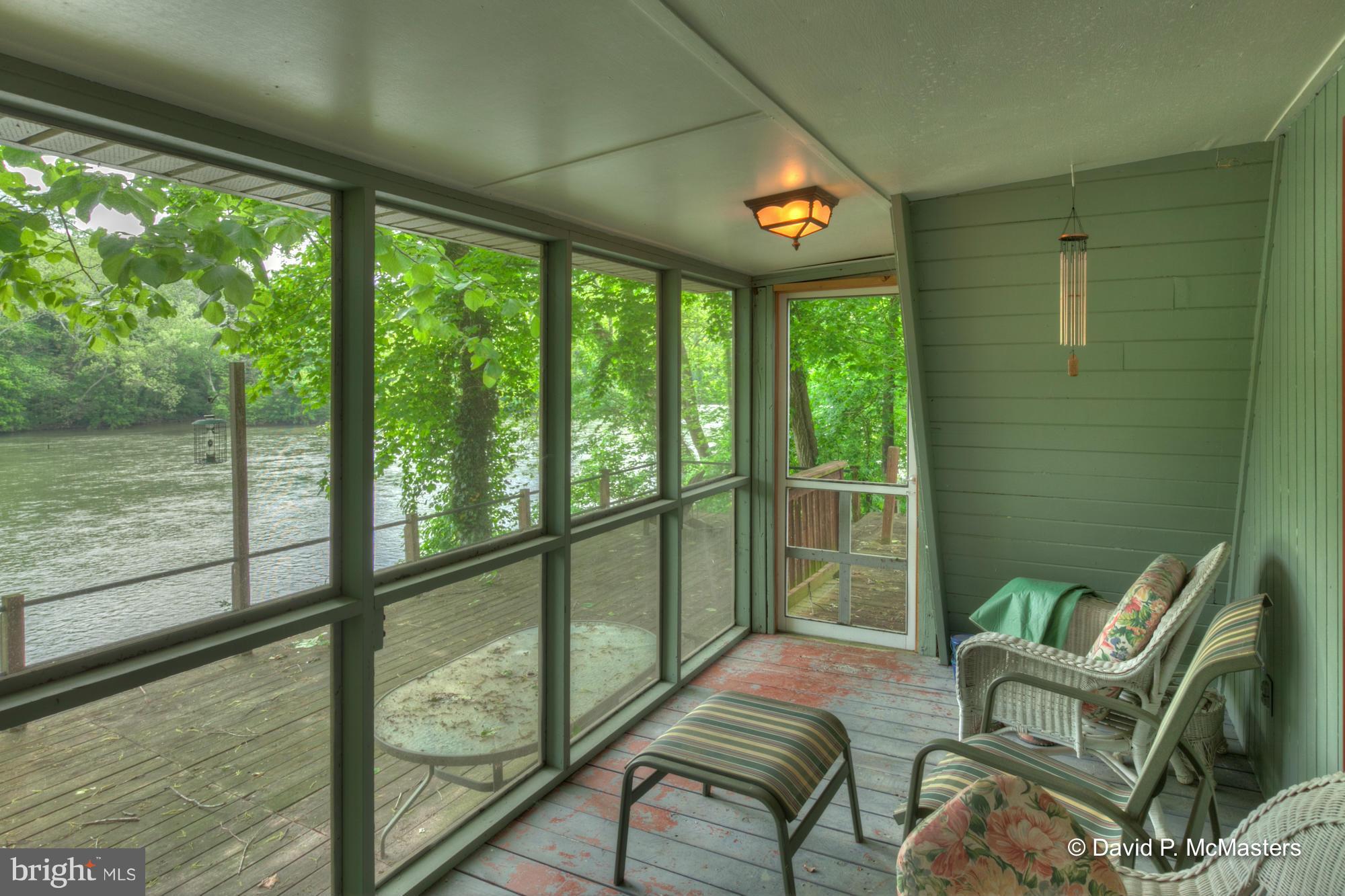 AVON BEND - Residential