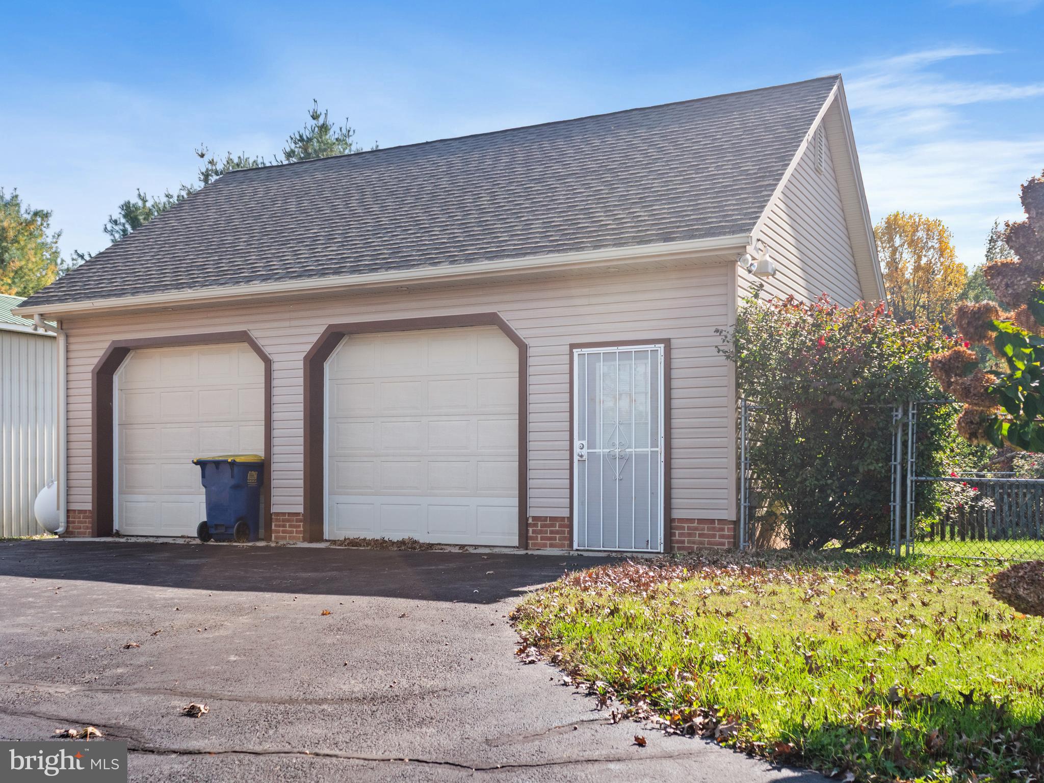 SWEETBRIAR - Residential