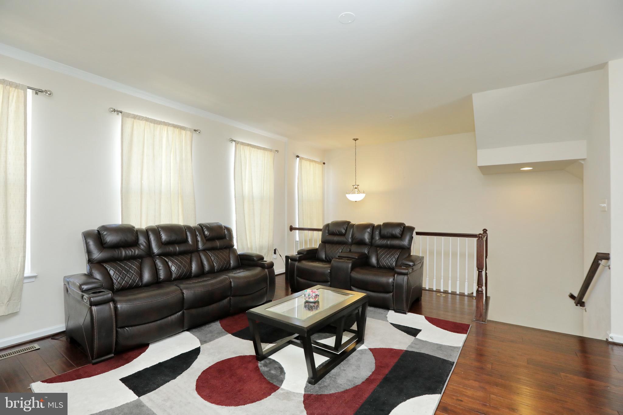 ST CHARLES GLENEAGLES - Residential