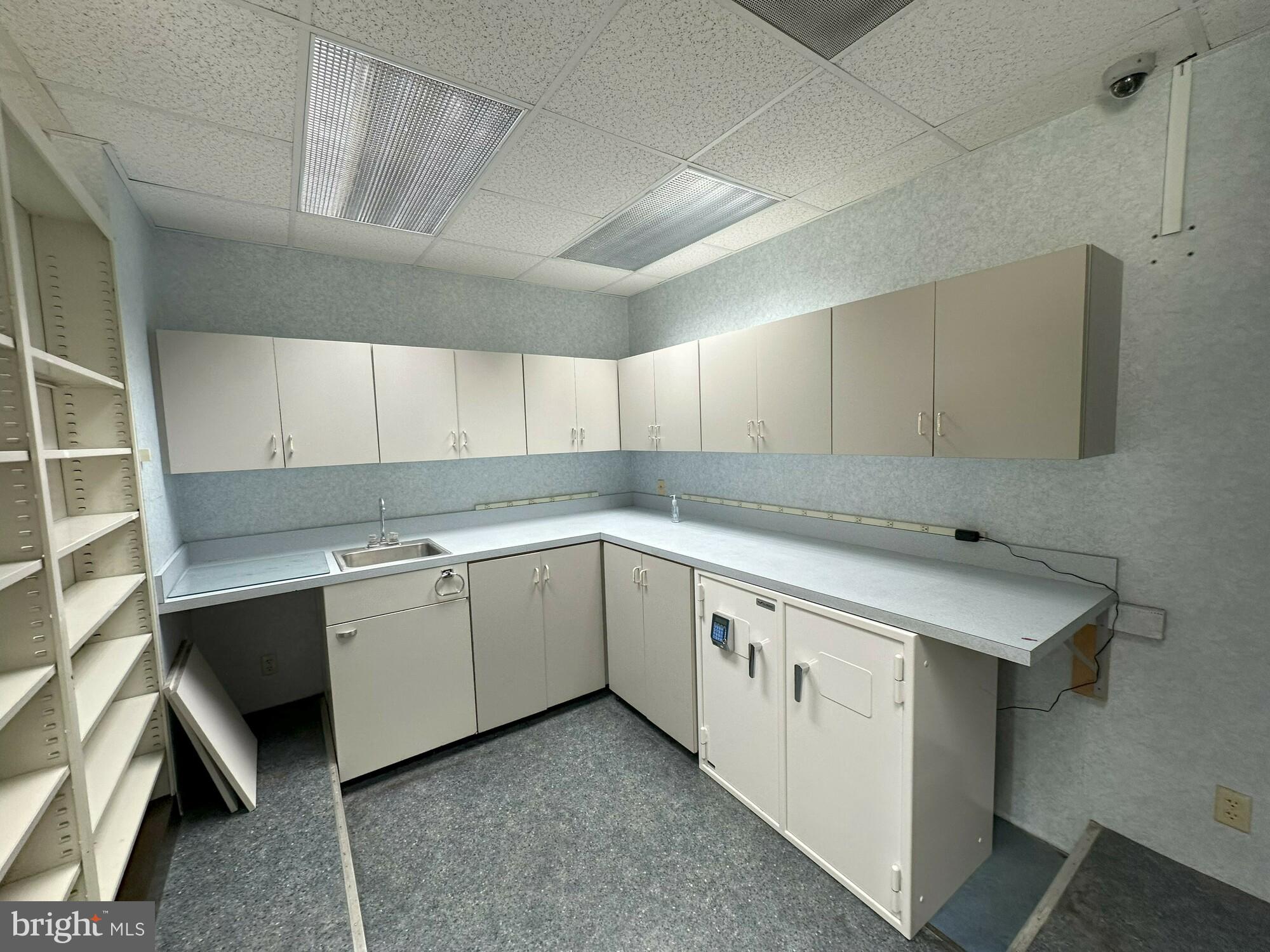 MILFORD ST PROF CM - Commercial Lease