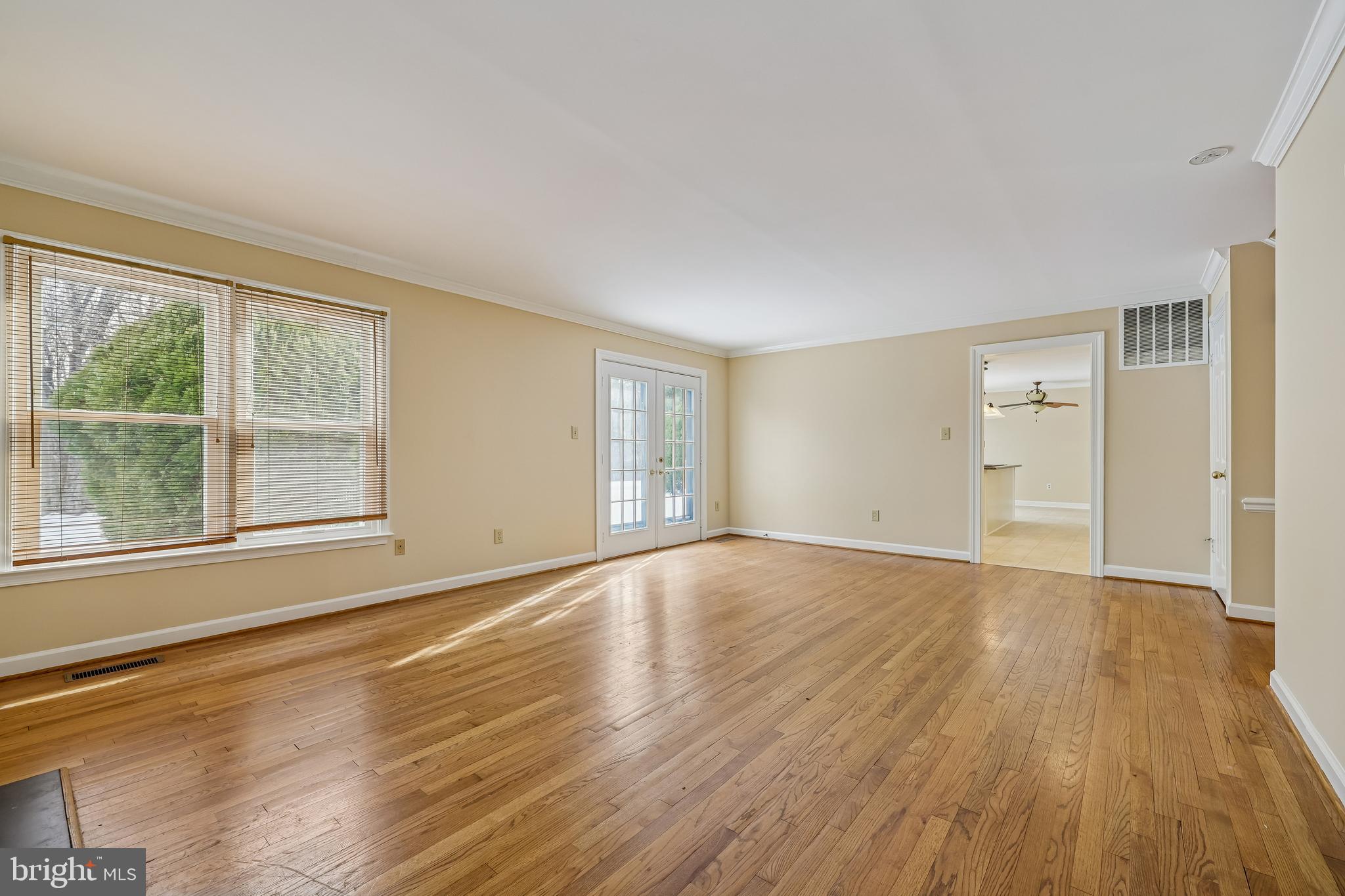 PT ROCKVILLE OUT RES. 3 - Residential