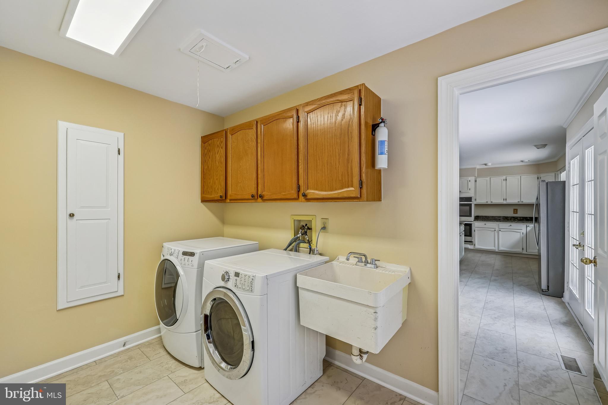 PT ROCKVILLE OUT RES. 3 - Residential