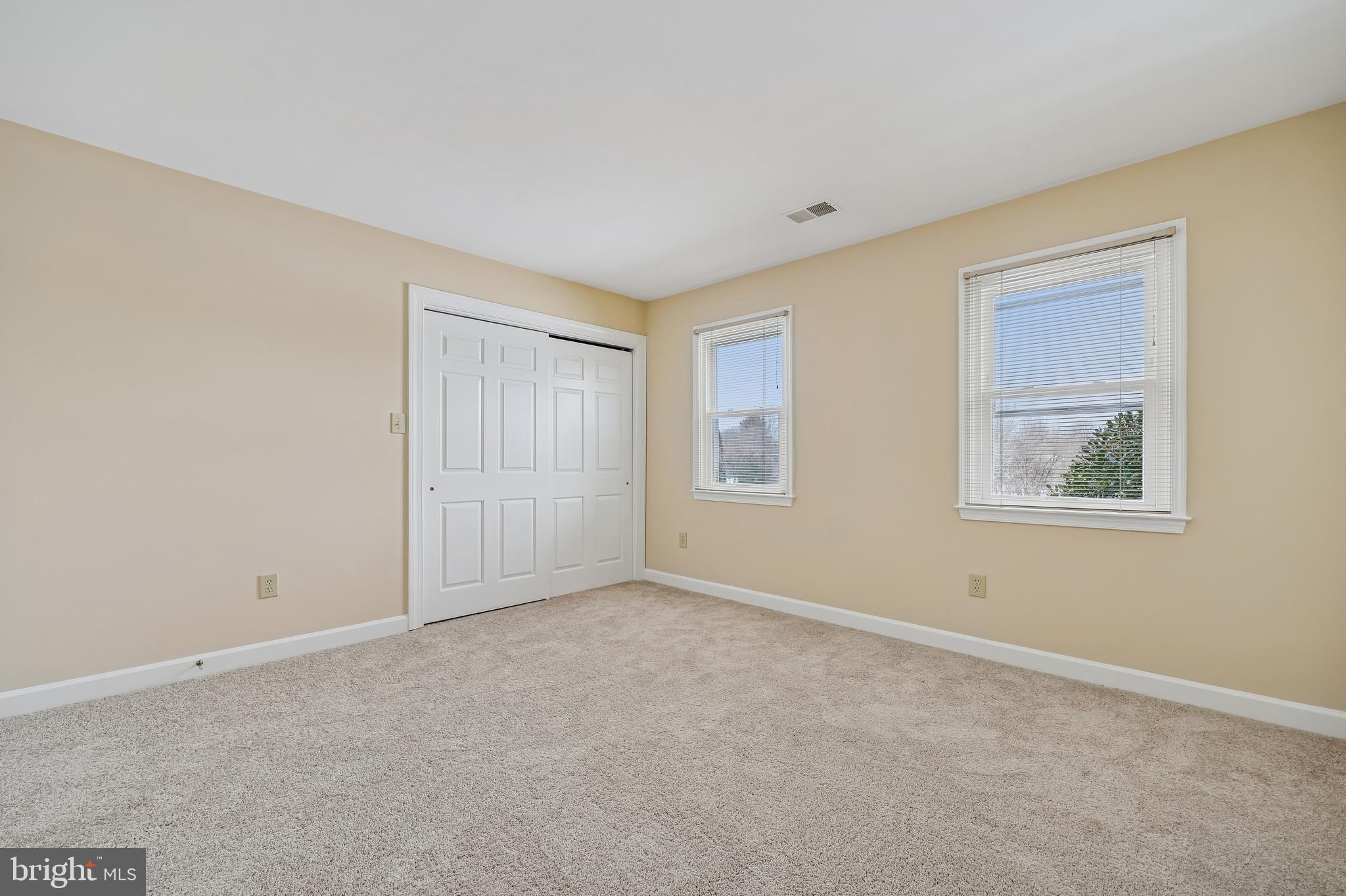 PT ROCKVILLE OUT RES. 3 - Residential