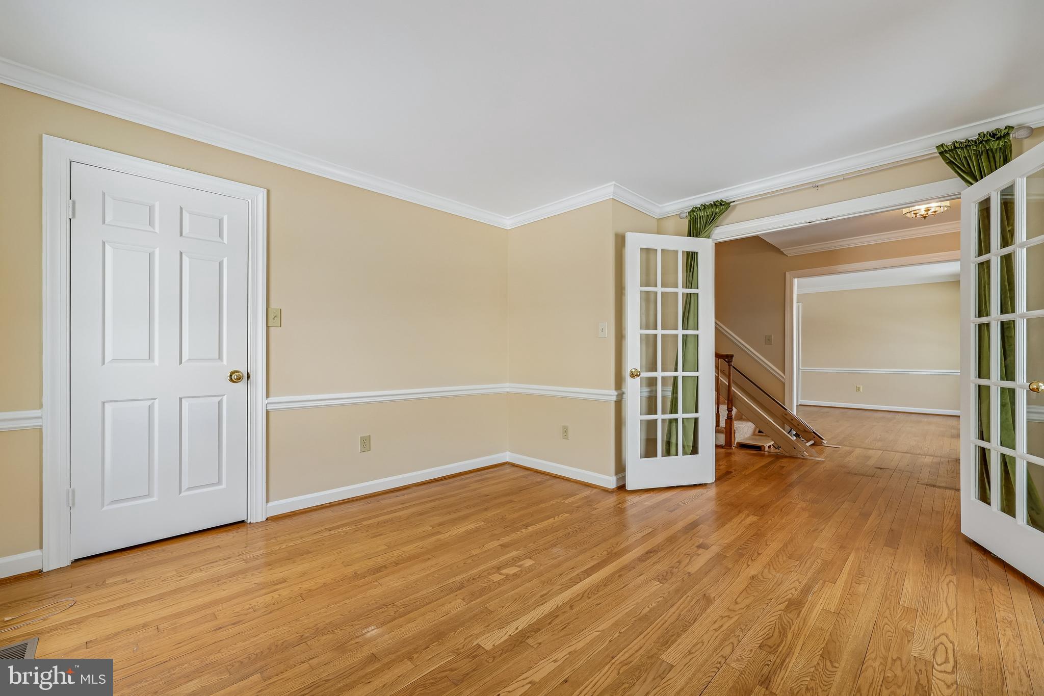 PT ROCKVILLE OUT RES. 3 - Residential