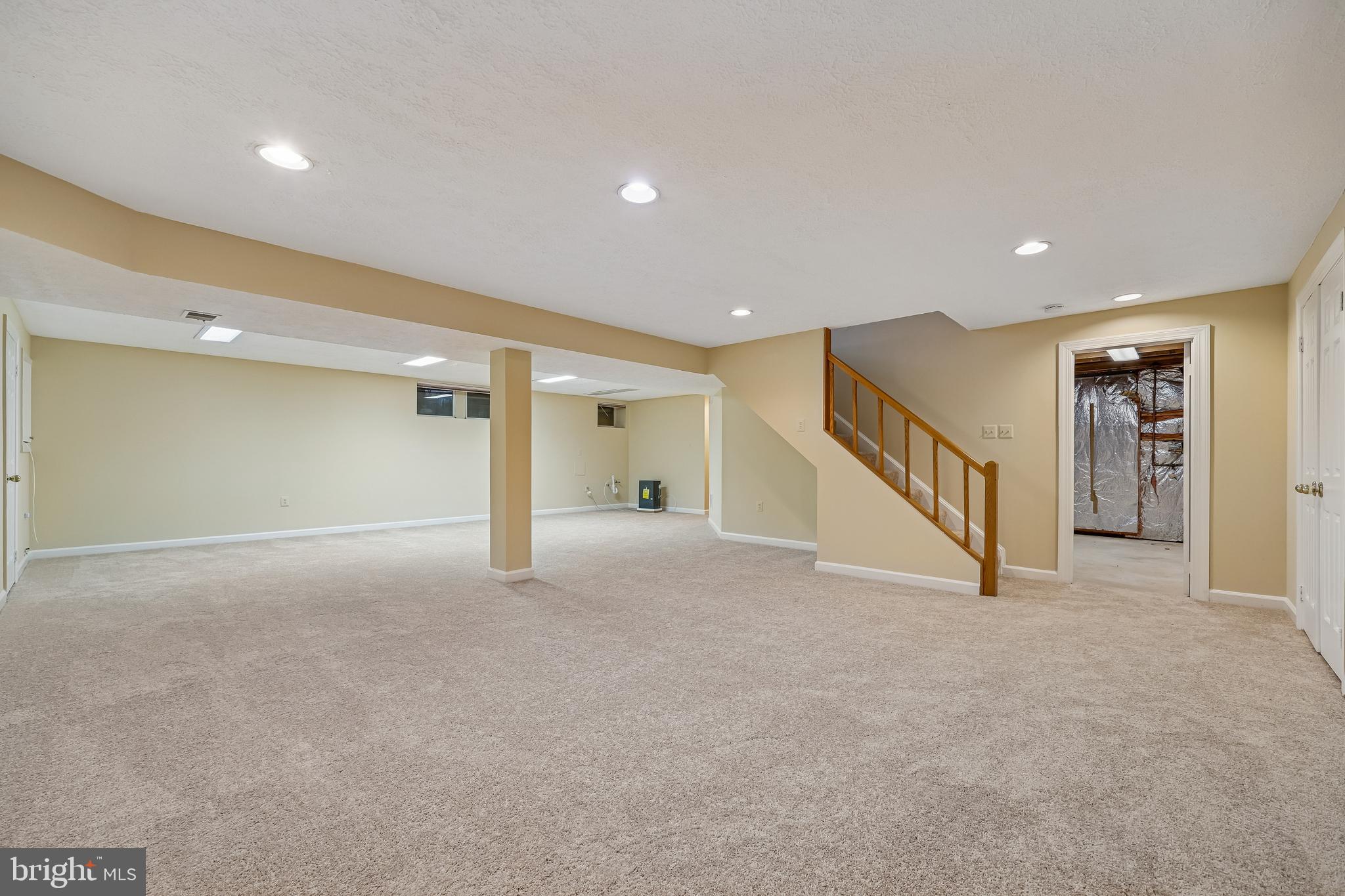 PT ROCKVILLE OUT RES. 3 - Residential