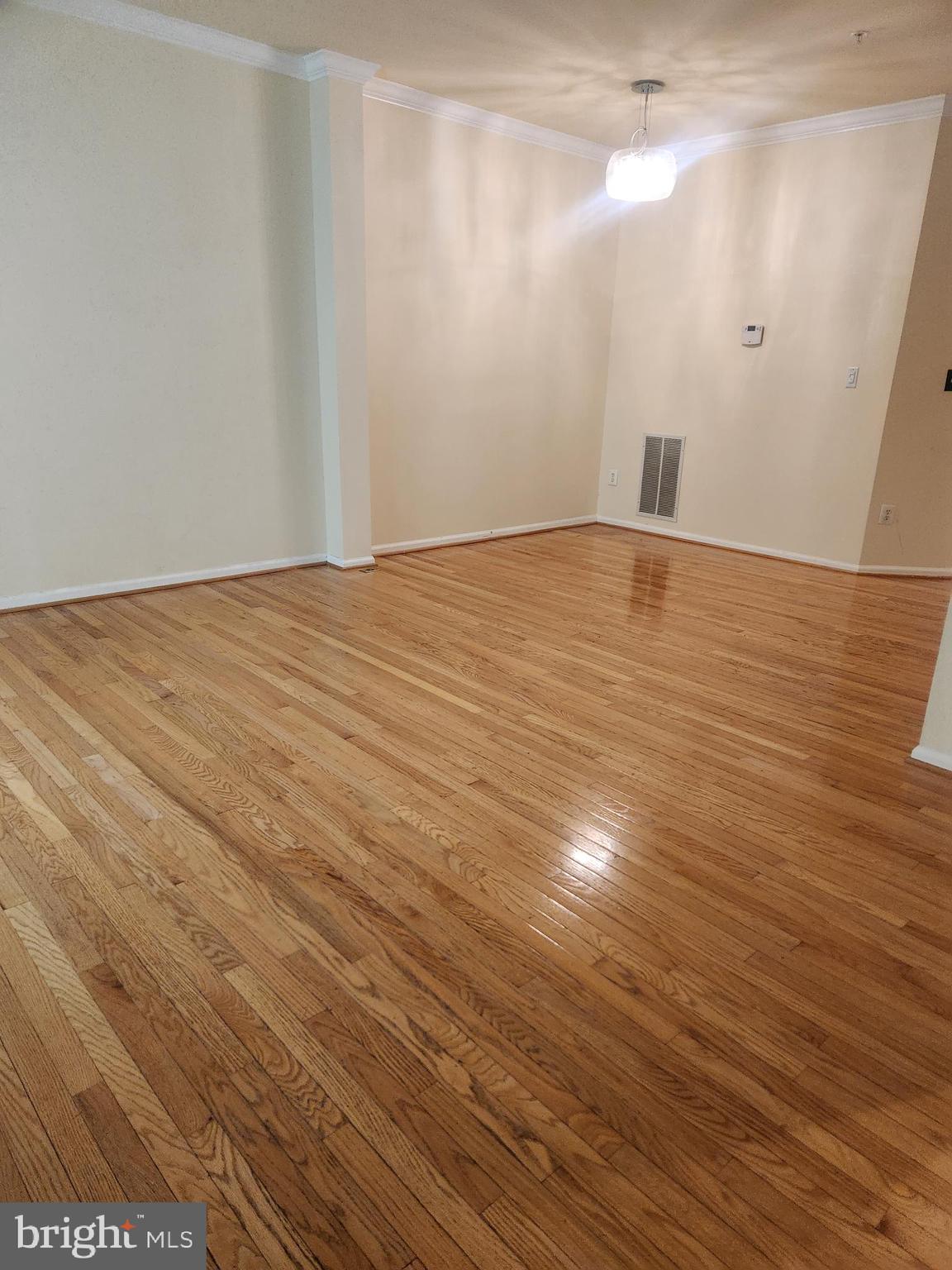 LONGWOOD - Residential Lease