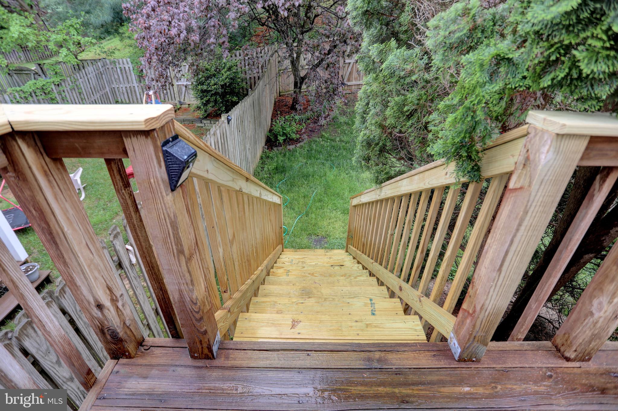 CONSTANT FRIENDSHIP - Residential Lease