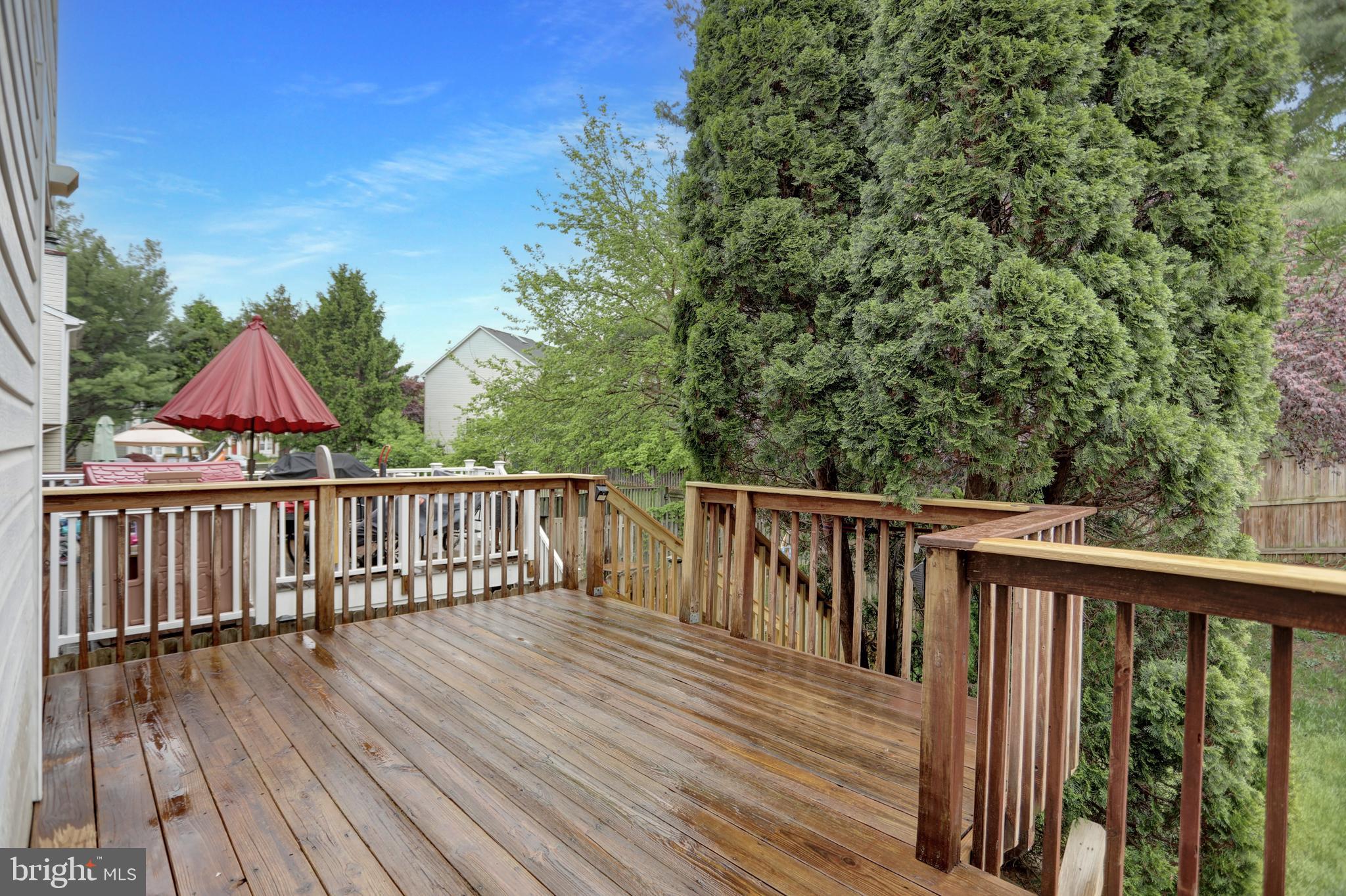 CONSTANT FRIENDSHIP - Residential Lease