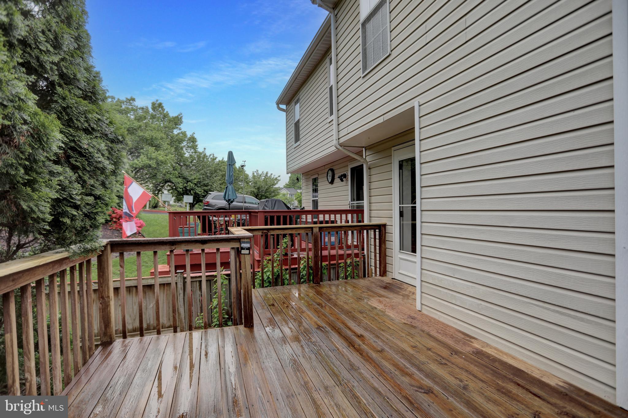 CONSTANT FRIENDSHIP - Residential Lease