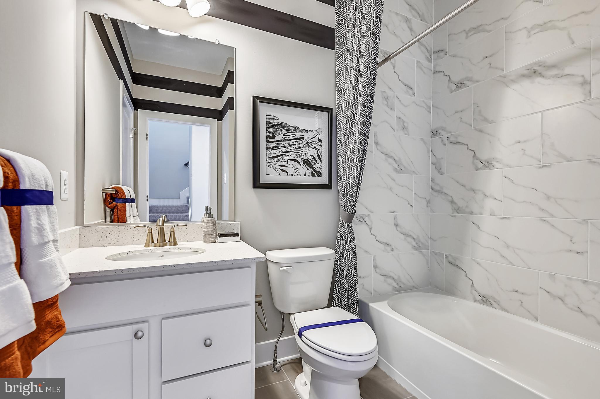 MANNING SQUARE TOWNS - Residential