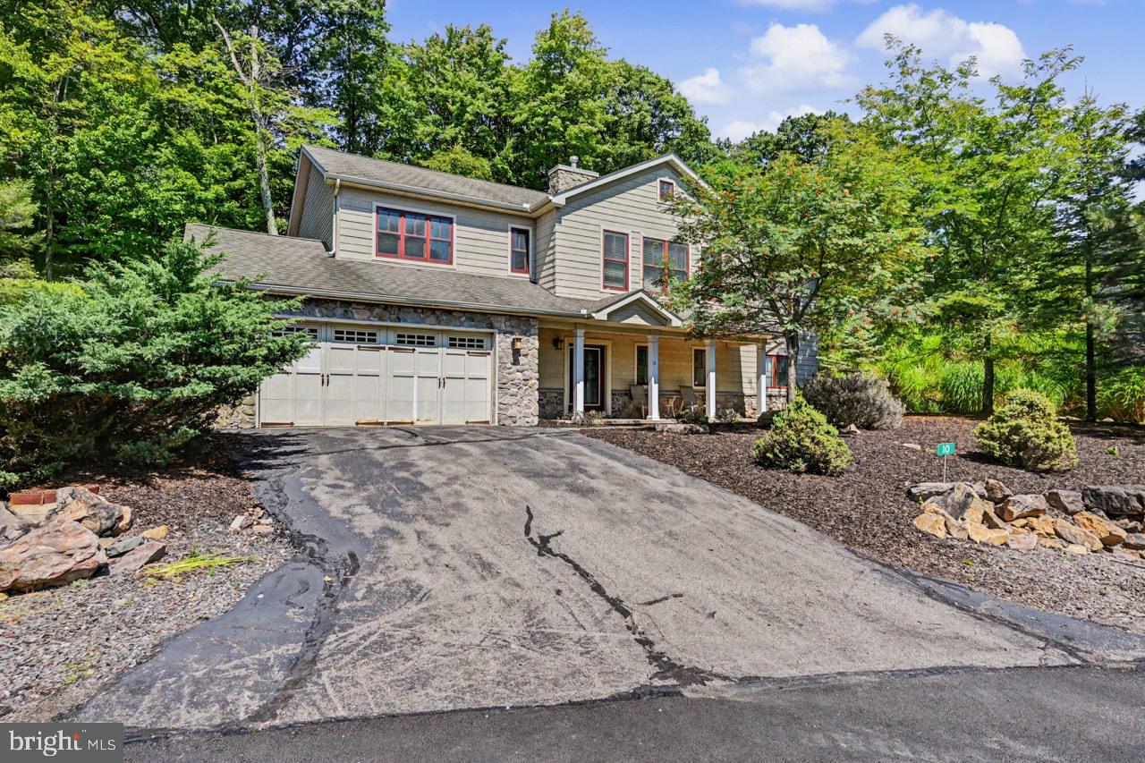 10 BLUESTONE COURT