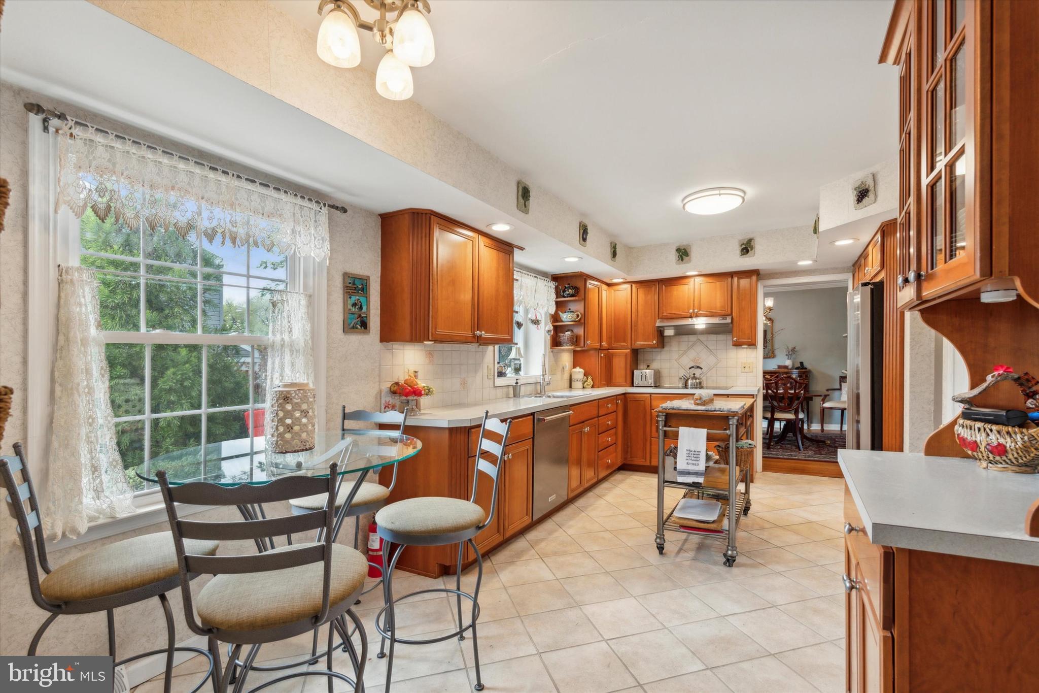 PLYMOUTH VALLEY - Residential