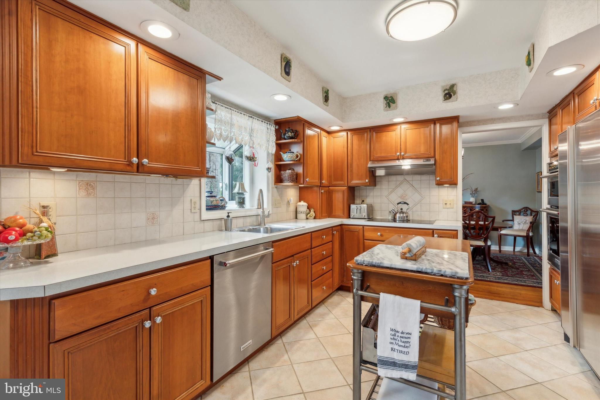 PLYMOUTH VALLEY - Residential