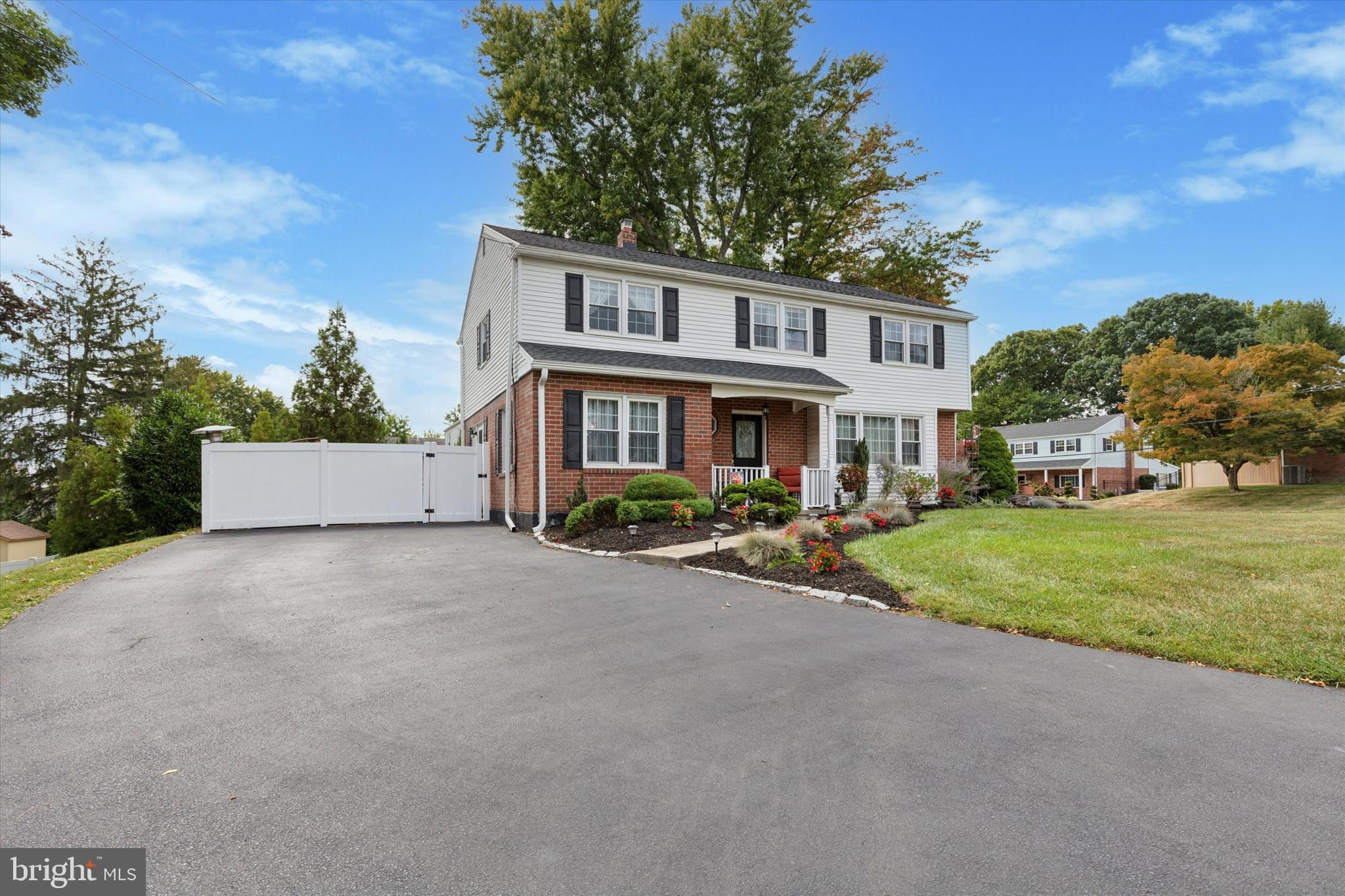 PLYMOUTH VALLEY - Residential