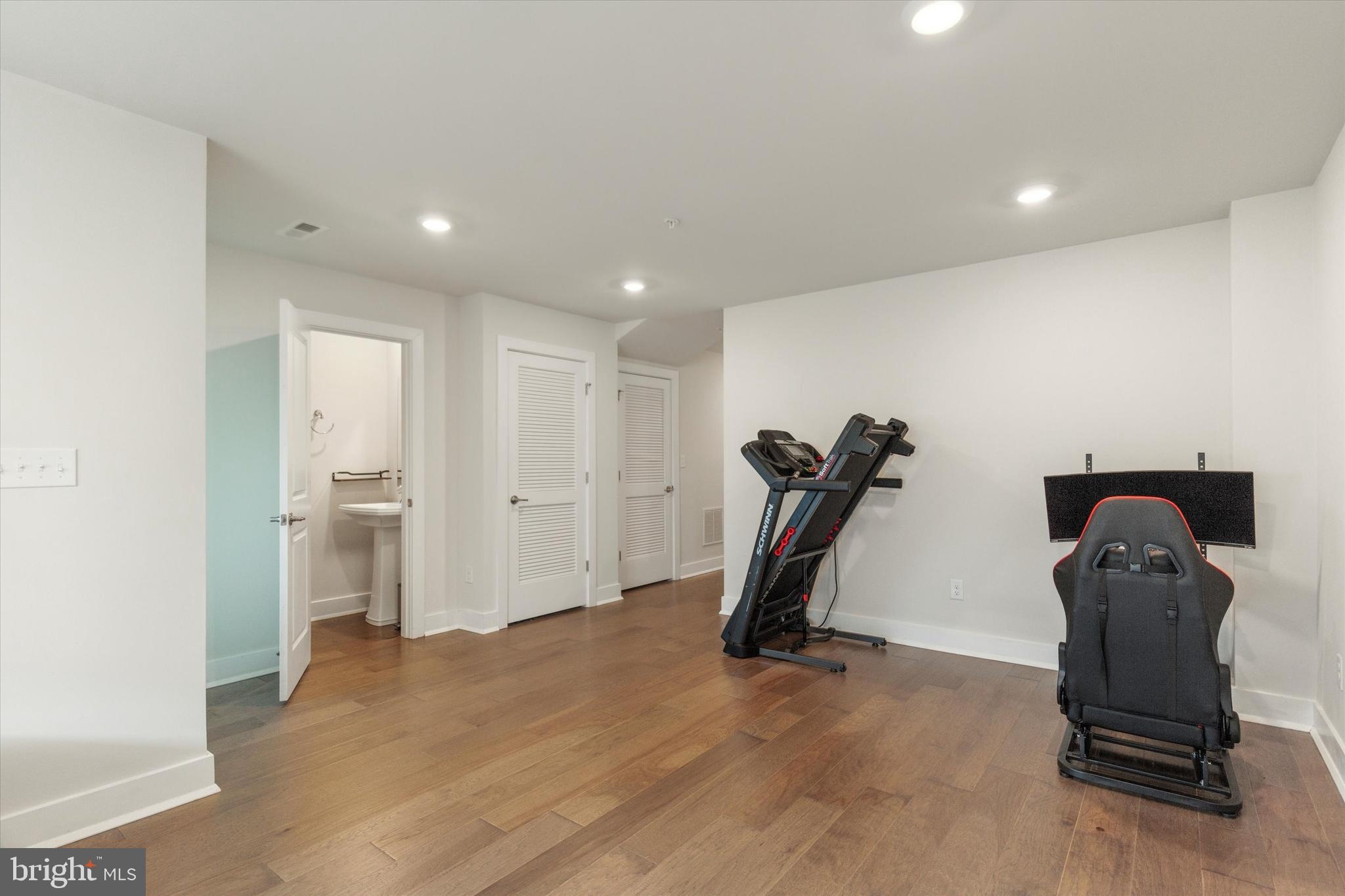 804 PECAN ROAD