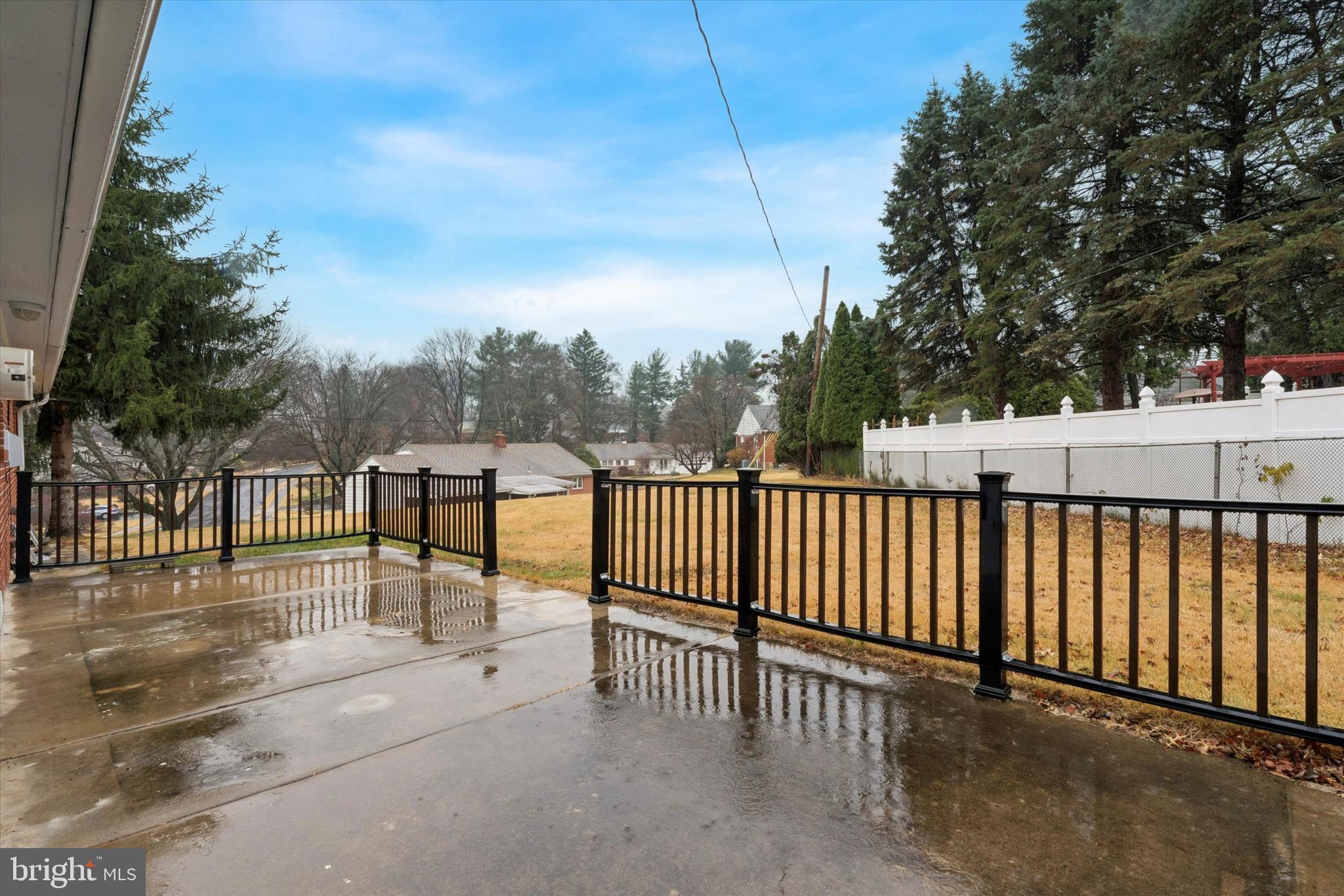 LANGFORD HILLS - Residential