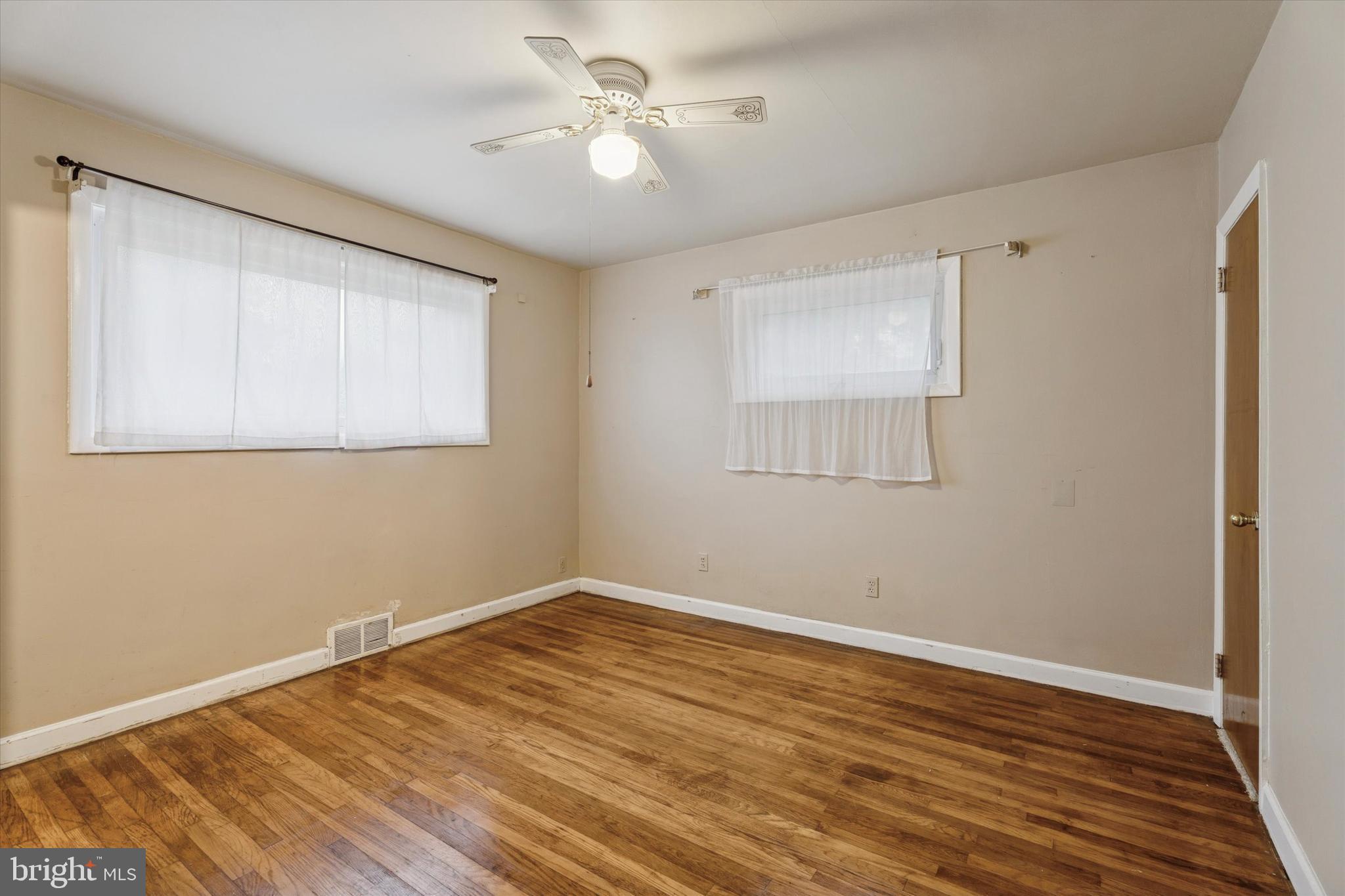 LANGFORD HILLS - Residential