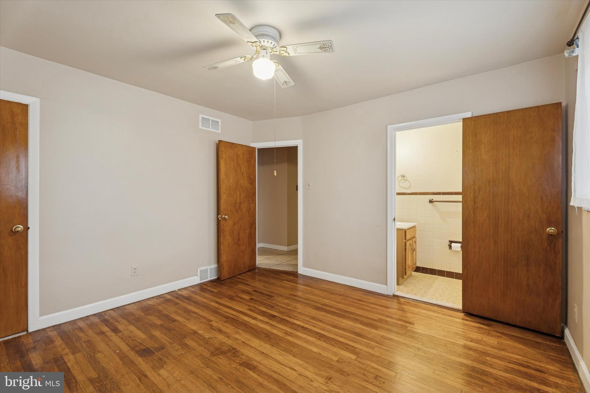 LANGFORD HILLS - Residential