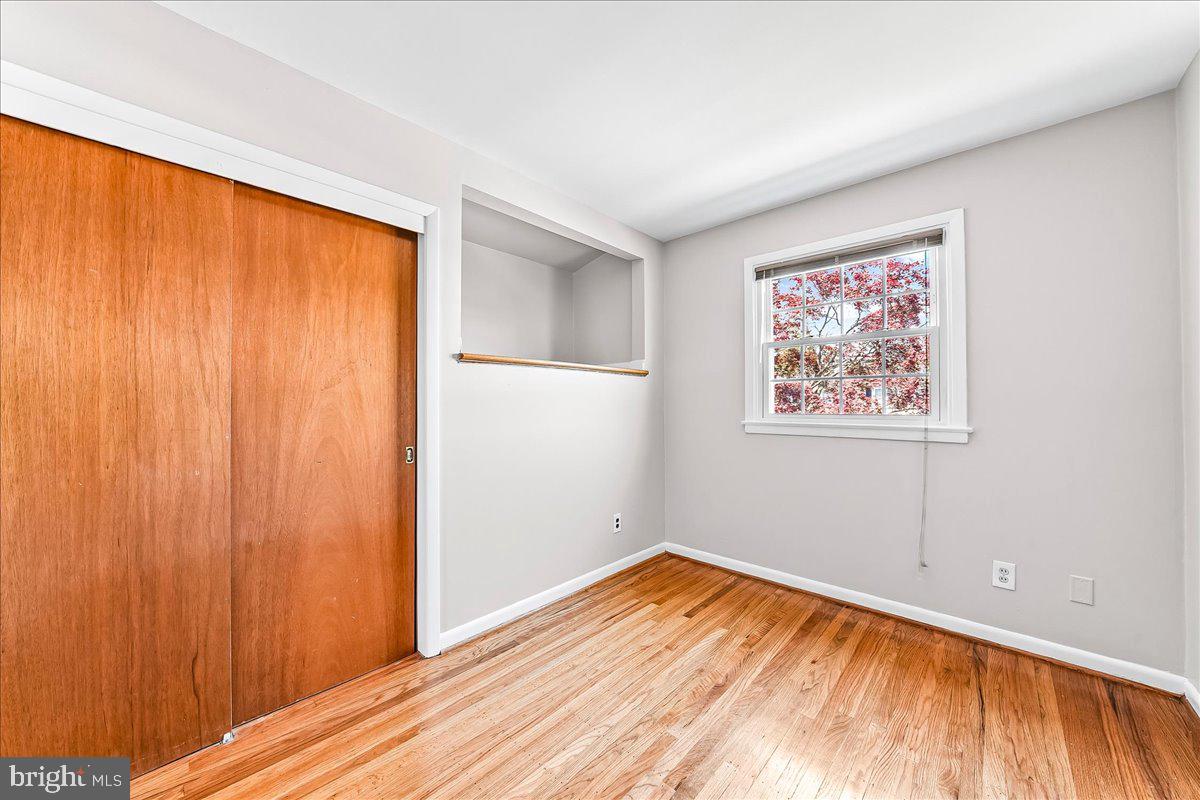 LAWRENCE PARK - Residential