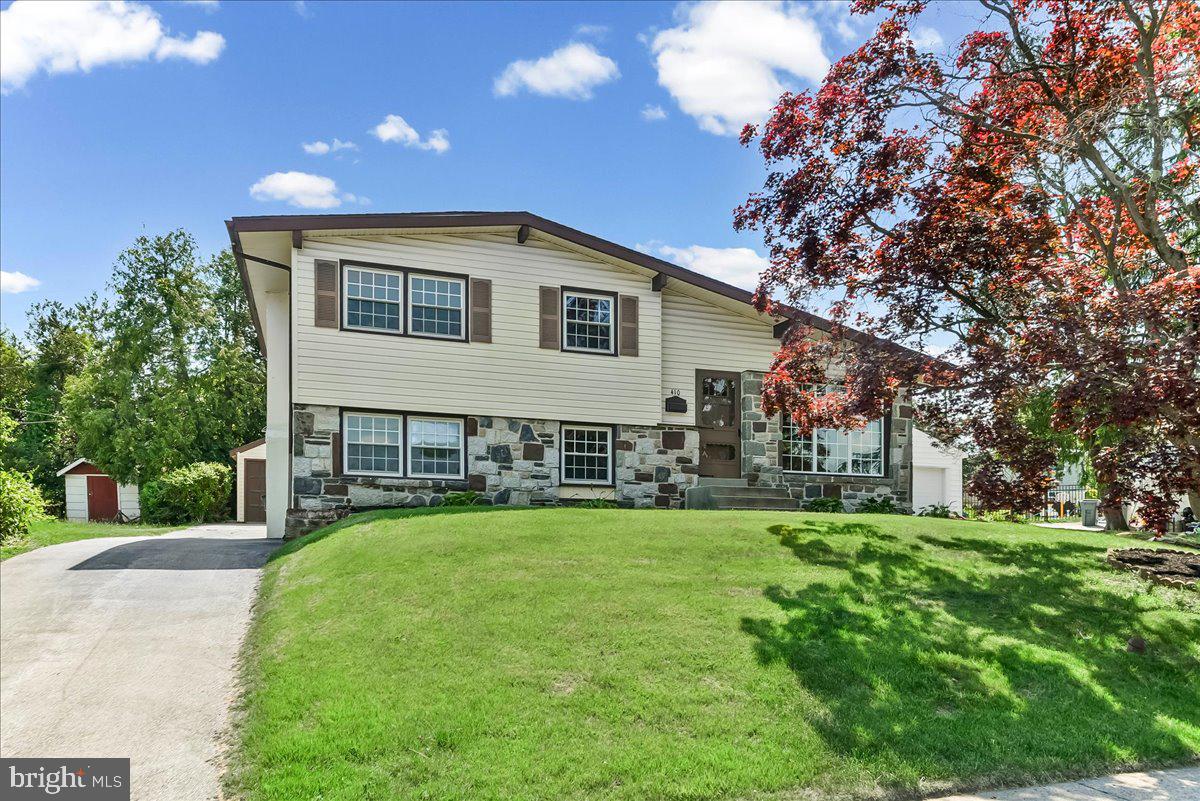 LAWRENCE PARK - Residential