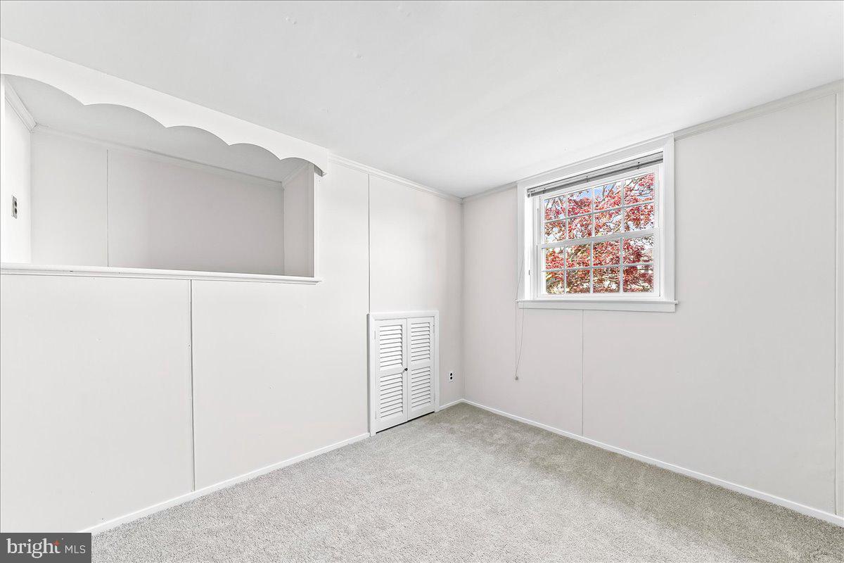 LAWRENCE PARK - Residential