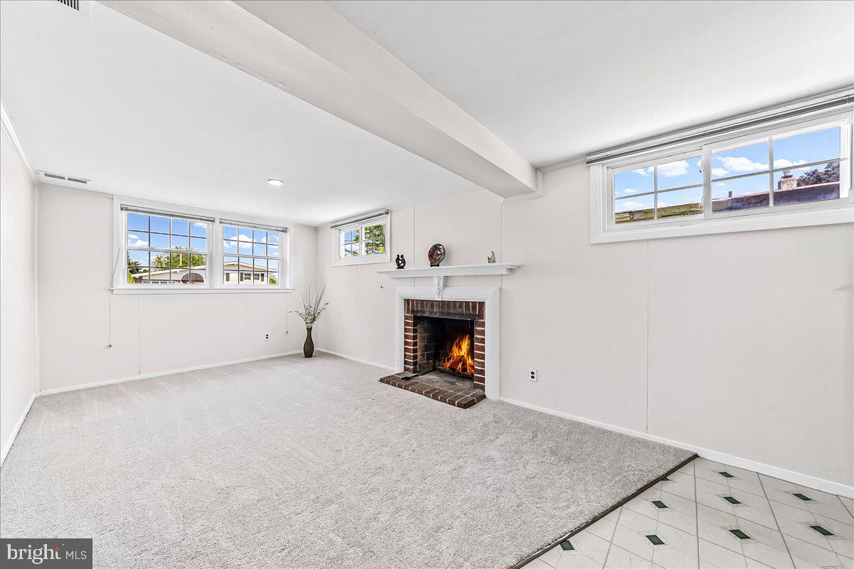 LAWRENCE PARK - Residential