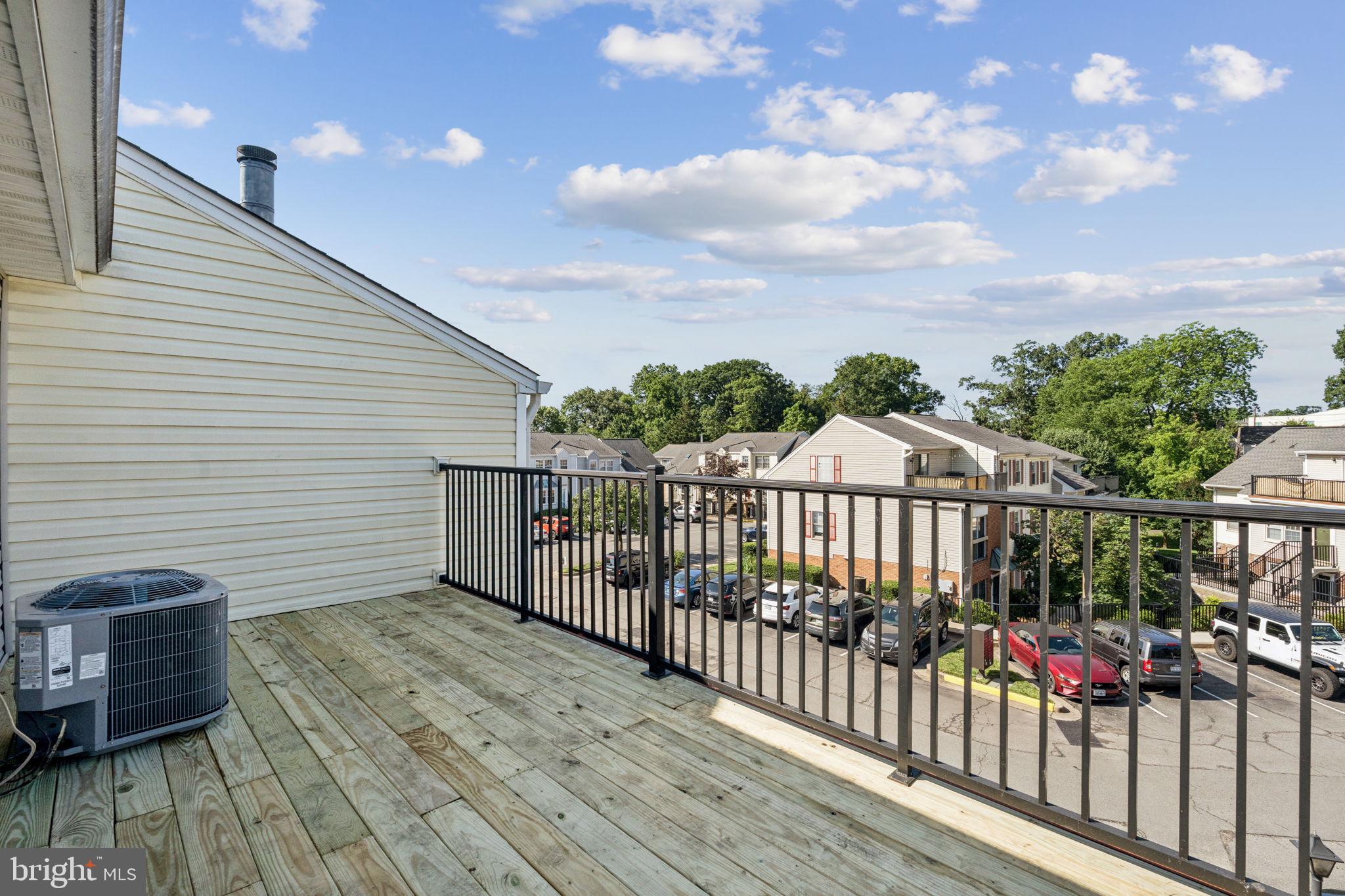 BEDFORD PARK - Residential