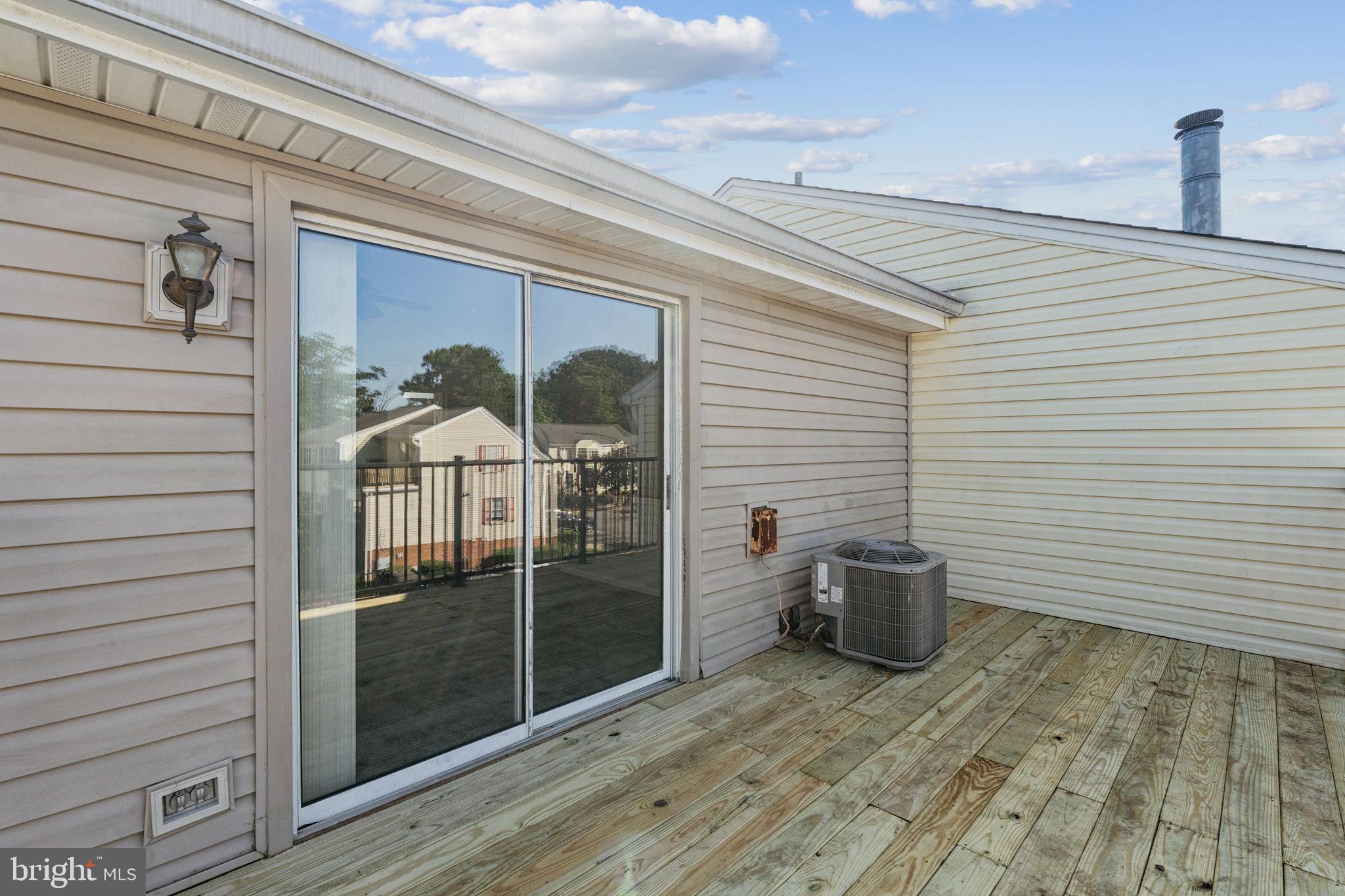 BEDFORD PARK - Residential