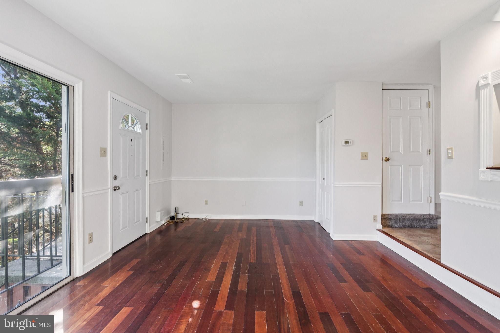 BEDFORD PARK - Residential