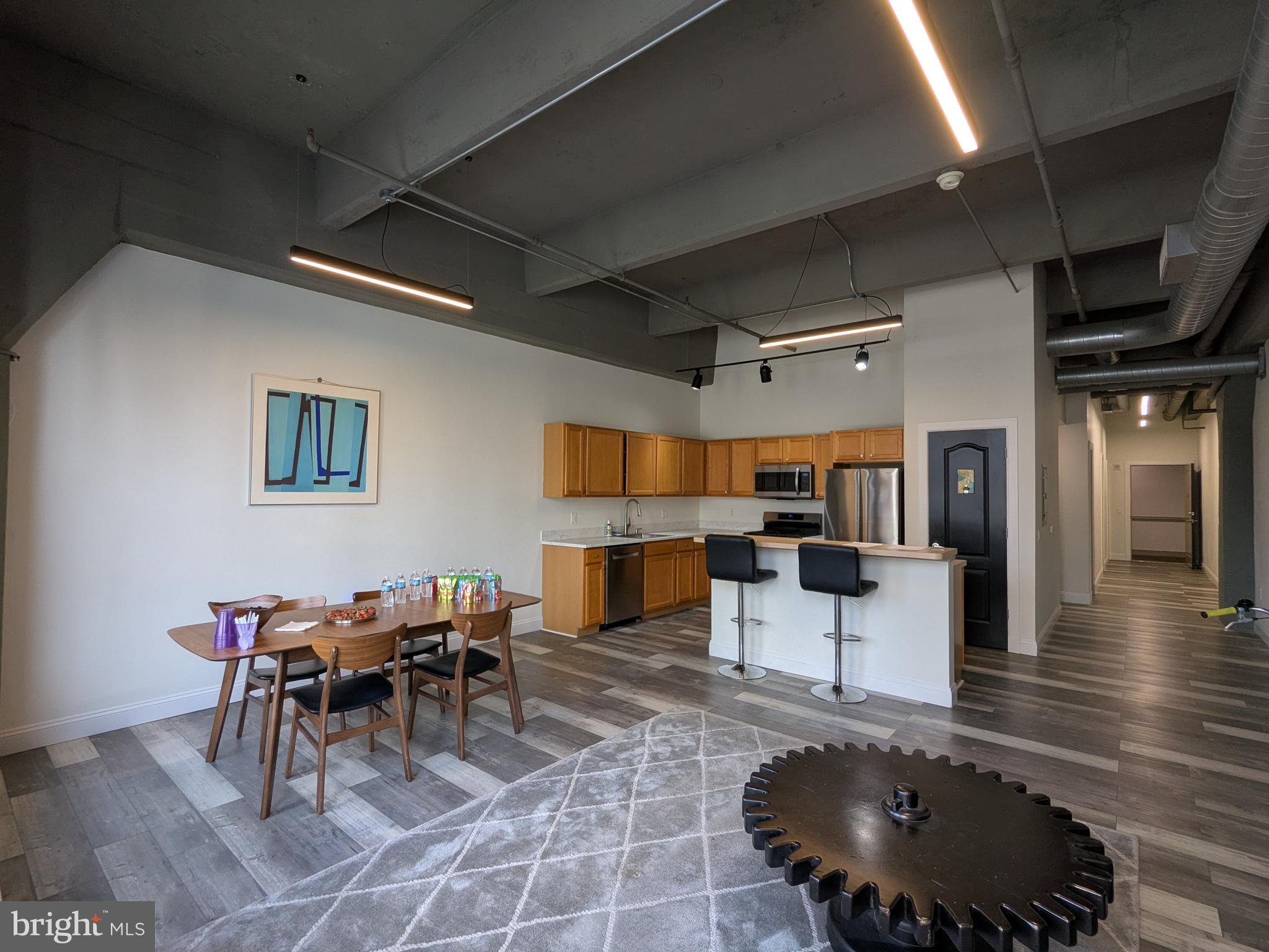 CENTER CITY - Residential