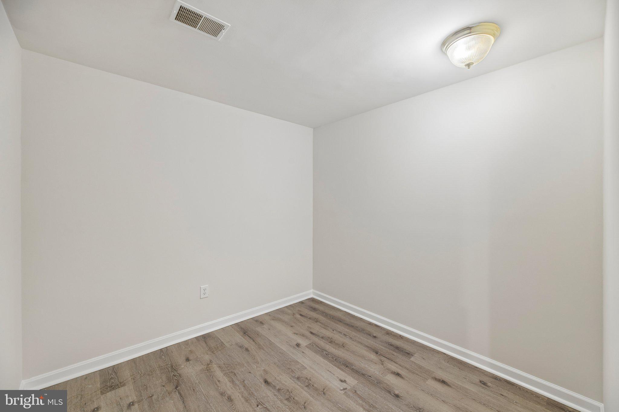 KELLYS LANDING-PLAT ONE> - Residential